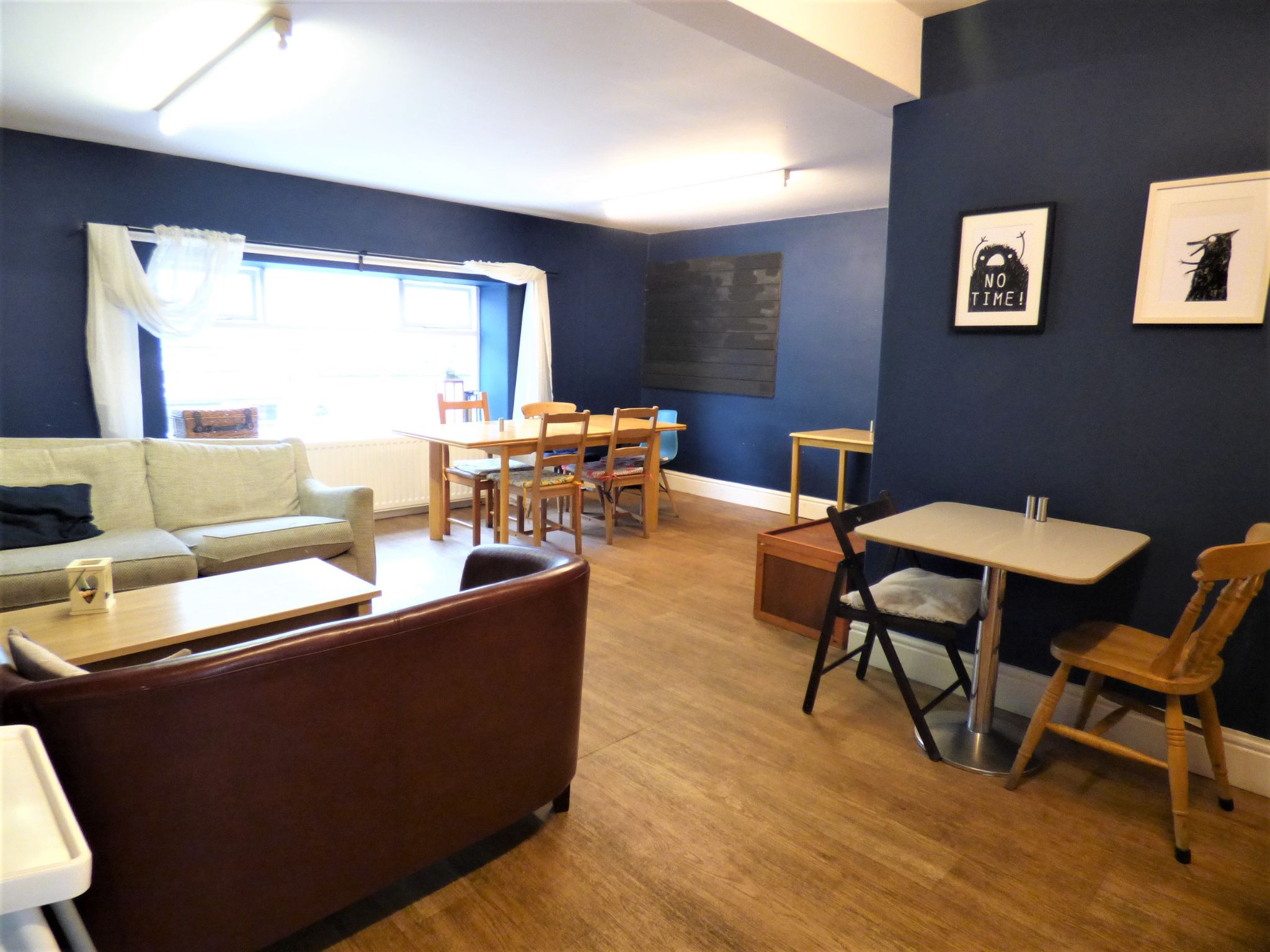 Café Under Offer in High Peak - Photograph 5.