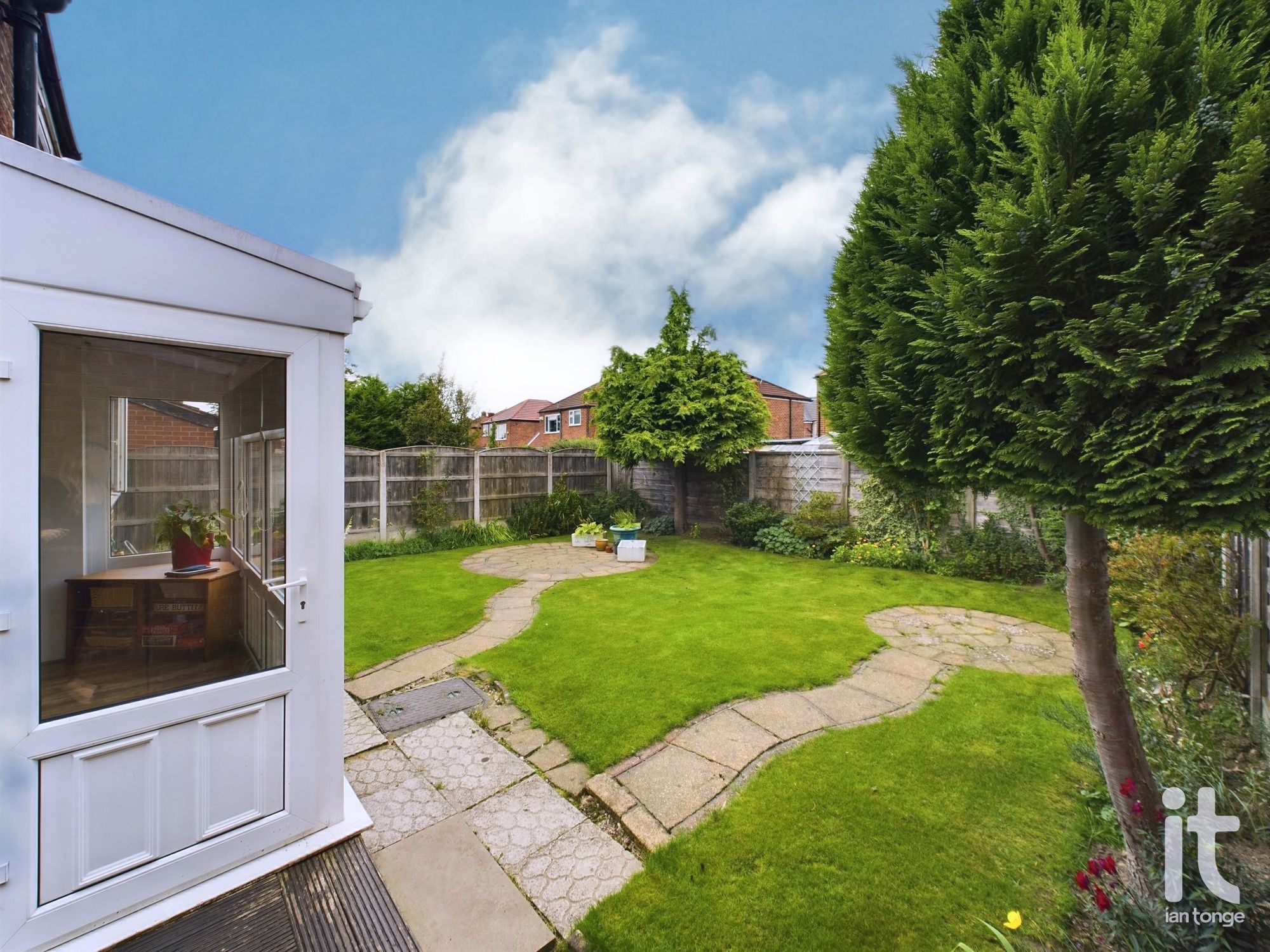 3 bedroom detached house Under Offer in Stockport - Photograph 17.