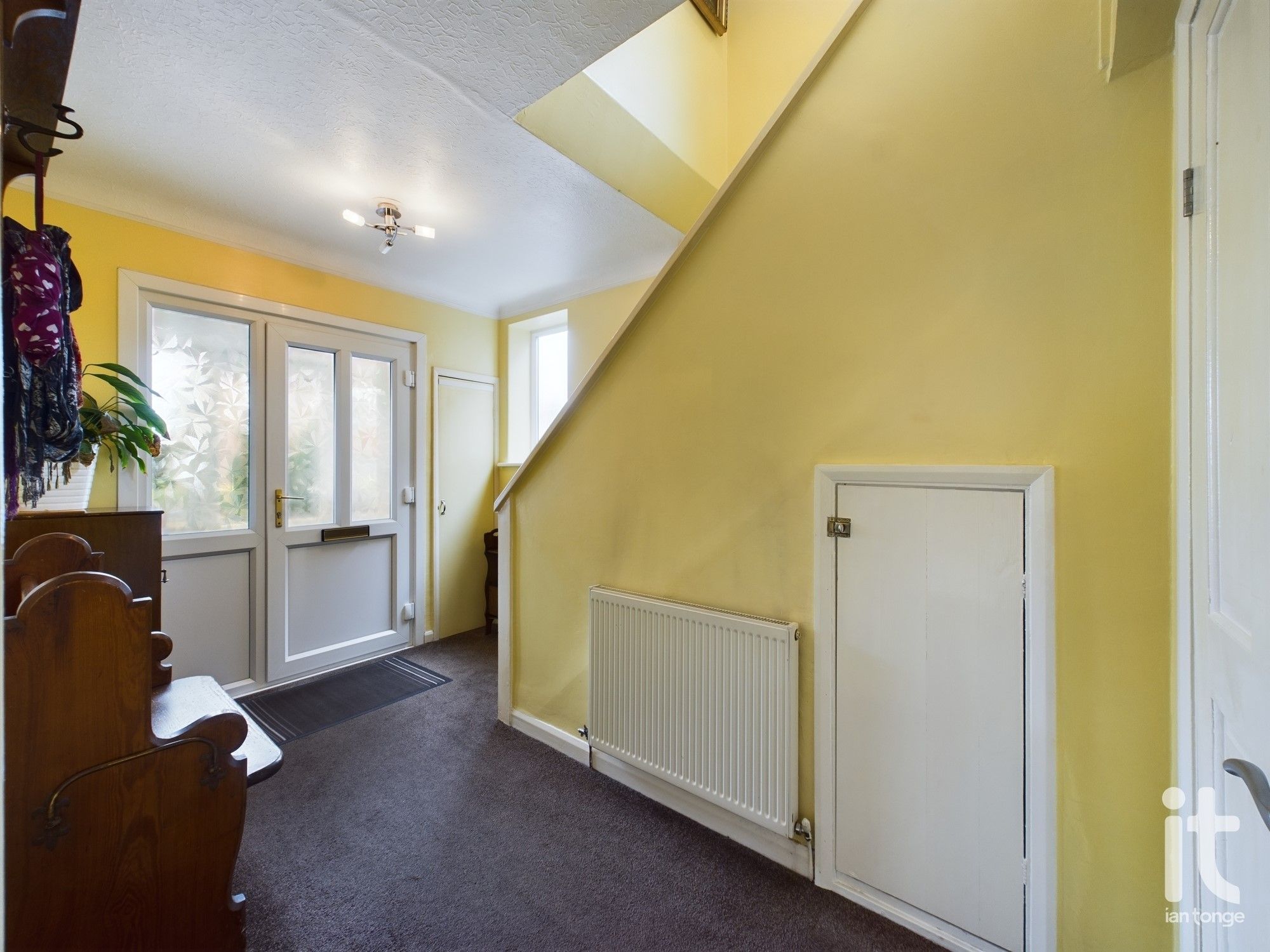 3 bedroom detached house Under Offer in Stockport - Photograph 9.