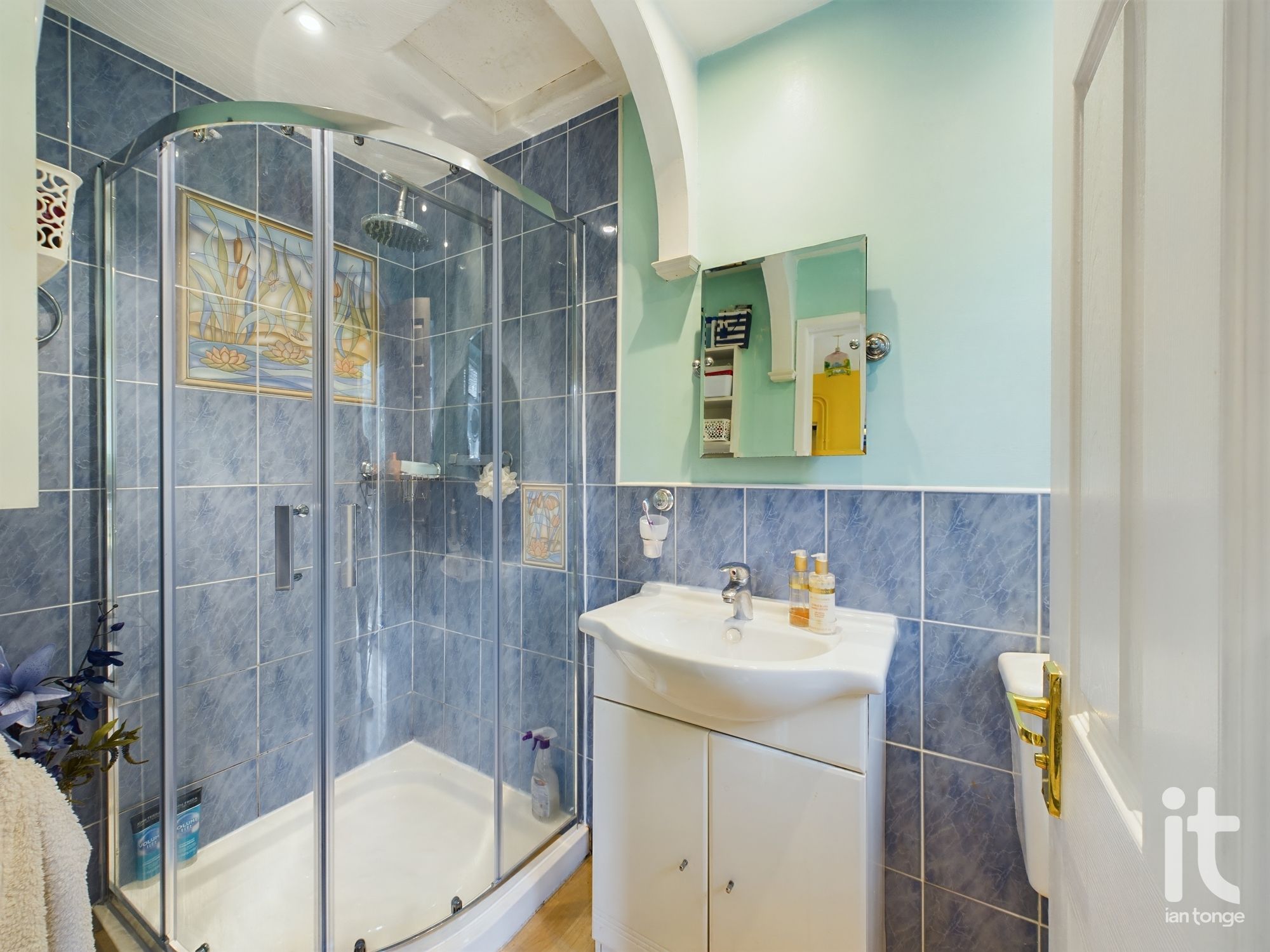 2 bedroom end terraced house SSTC in Stockport - Photograph 8.