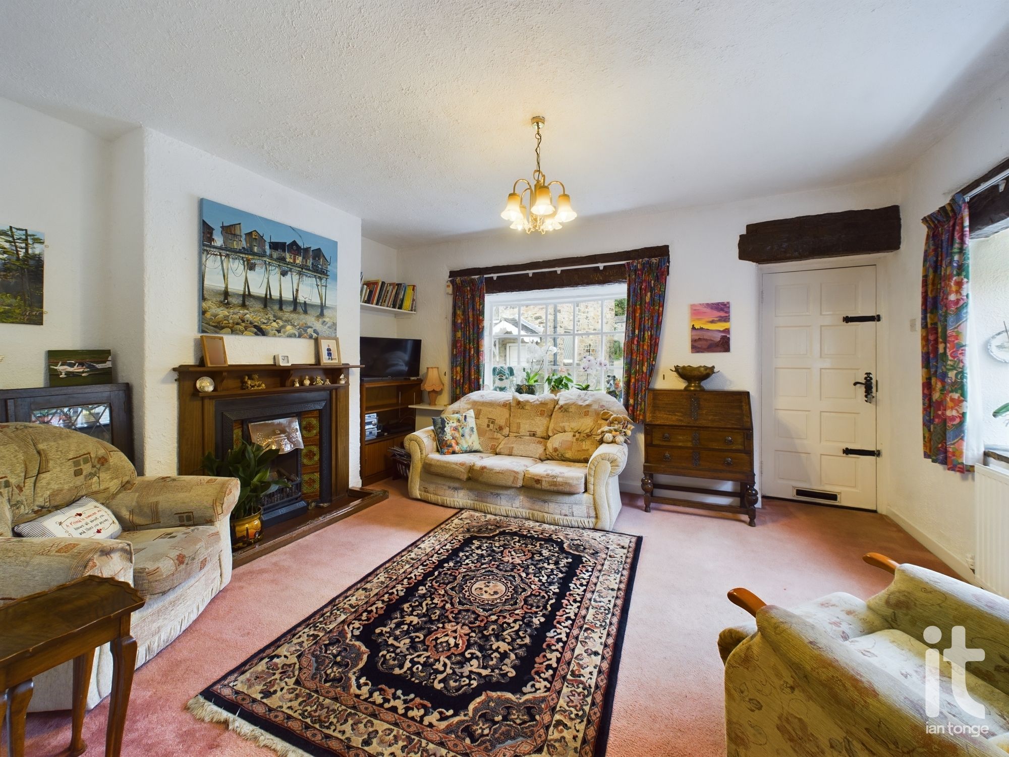 2 bedroom end terraced house SSTC in Stockport - Photograph 4.