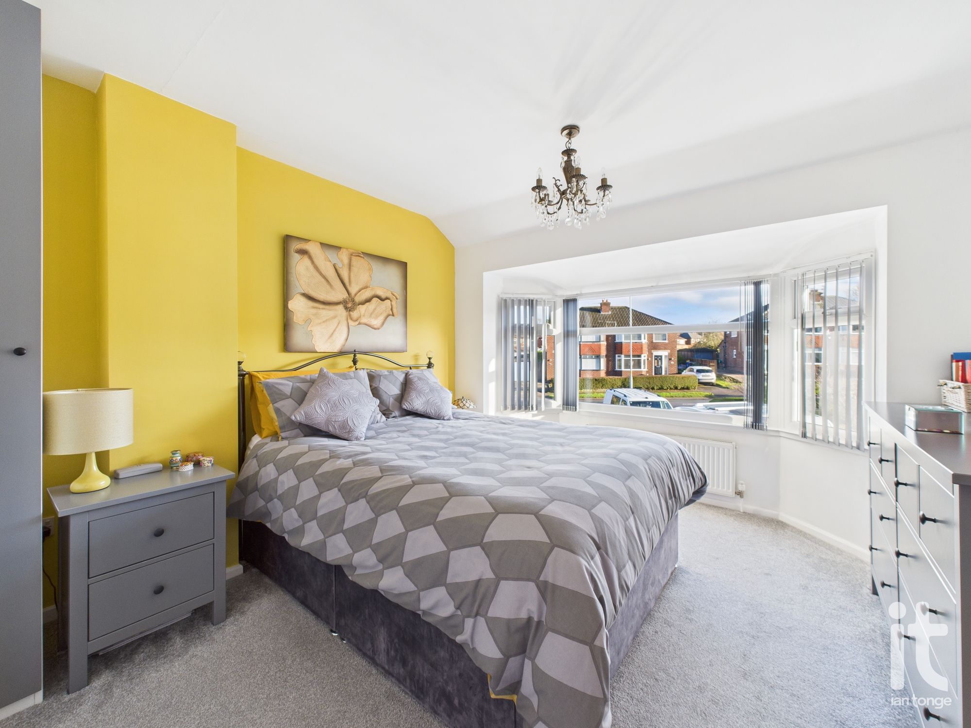 3 bedroom semi-detached house Sold in Stockport - Photograph 13.