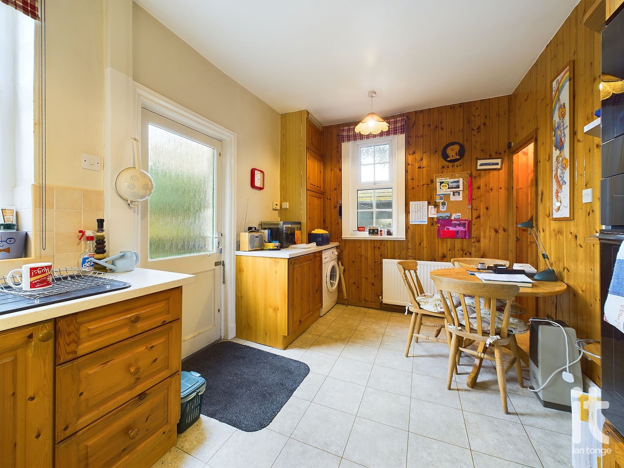 3 bedroom semi-detached house SSTC in Stockport - Photograph 14.