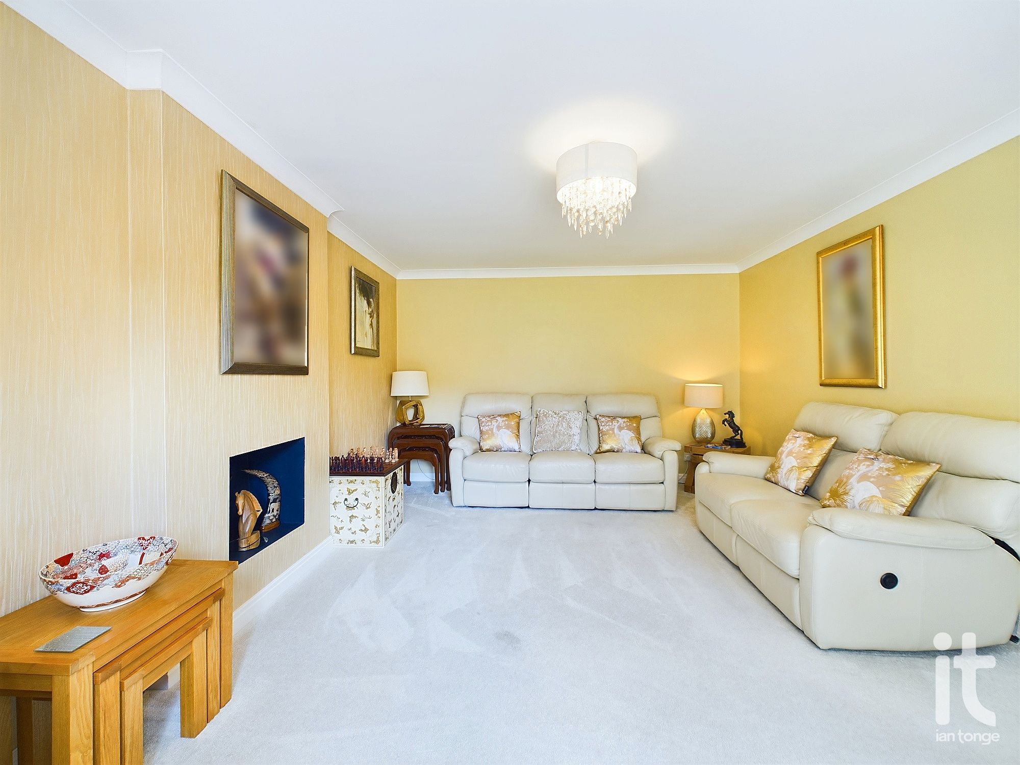 5 bedroom detached house Sold in Stockport - Photograph 18.