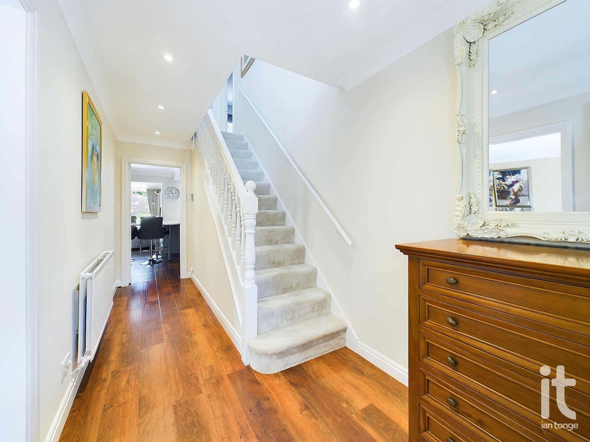 5 bedroom detached house Sold in Stockport - Photograph 20.