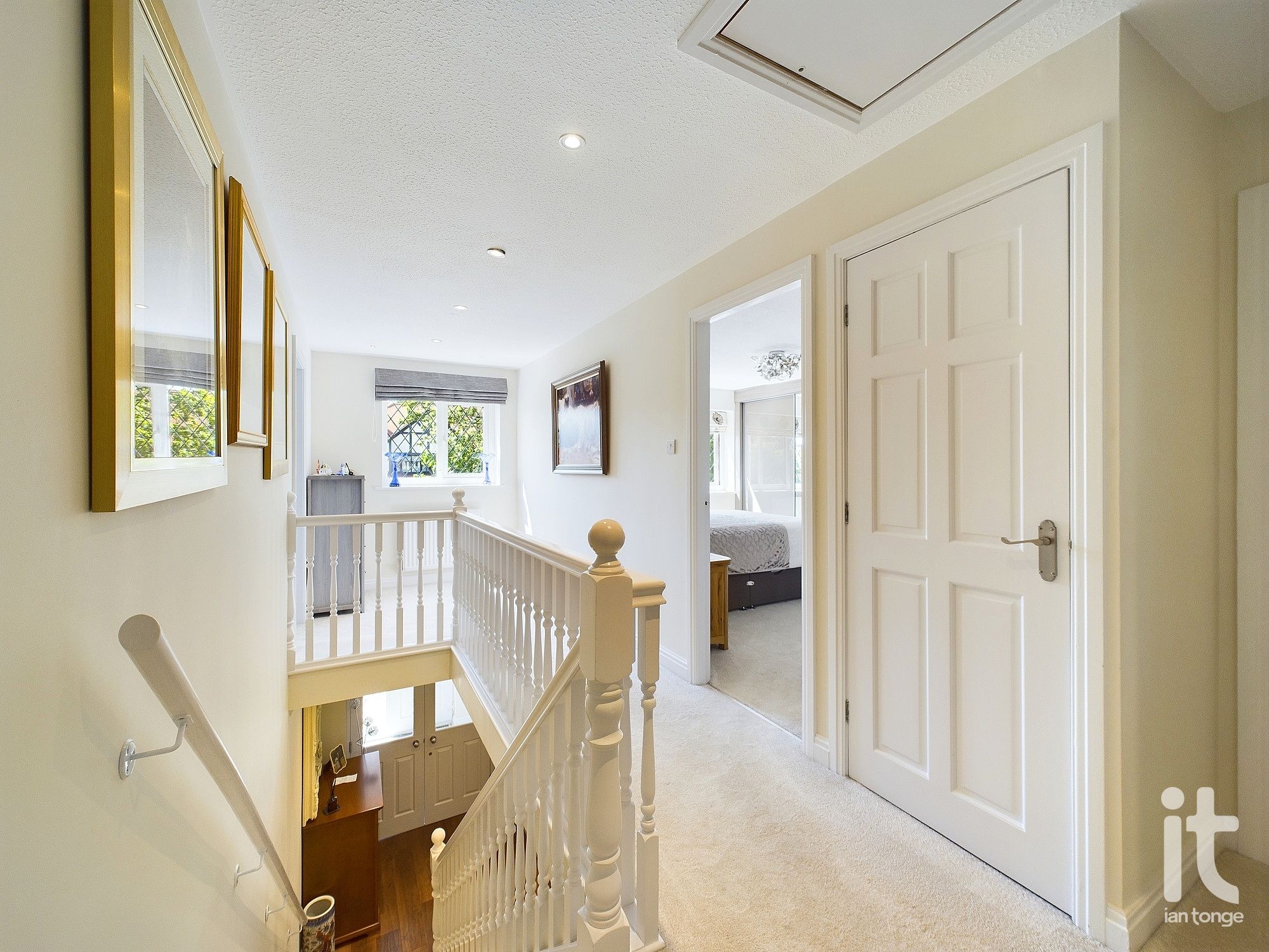 5 bedroom detached house Sold in Stockport - Photograph 43.
