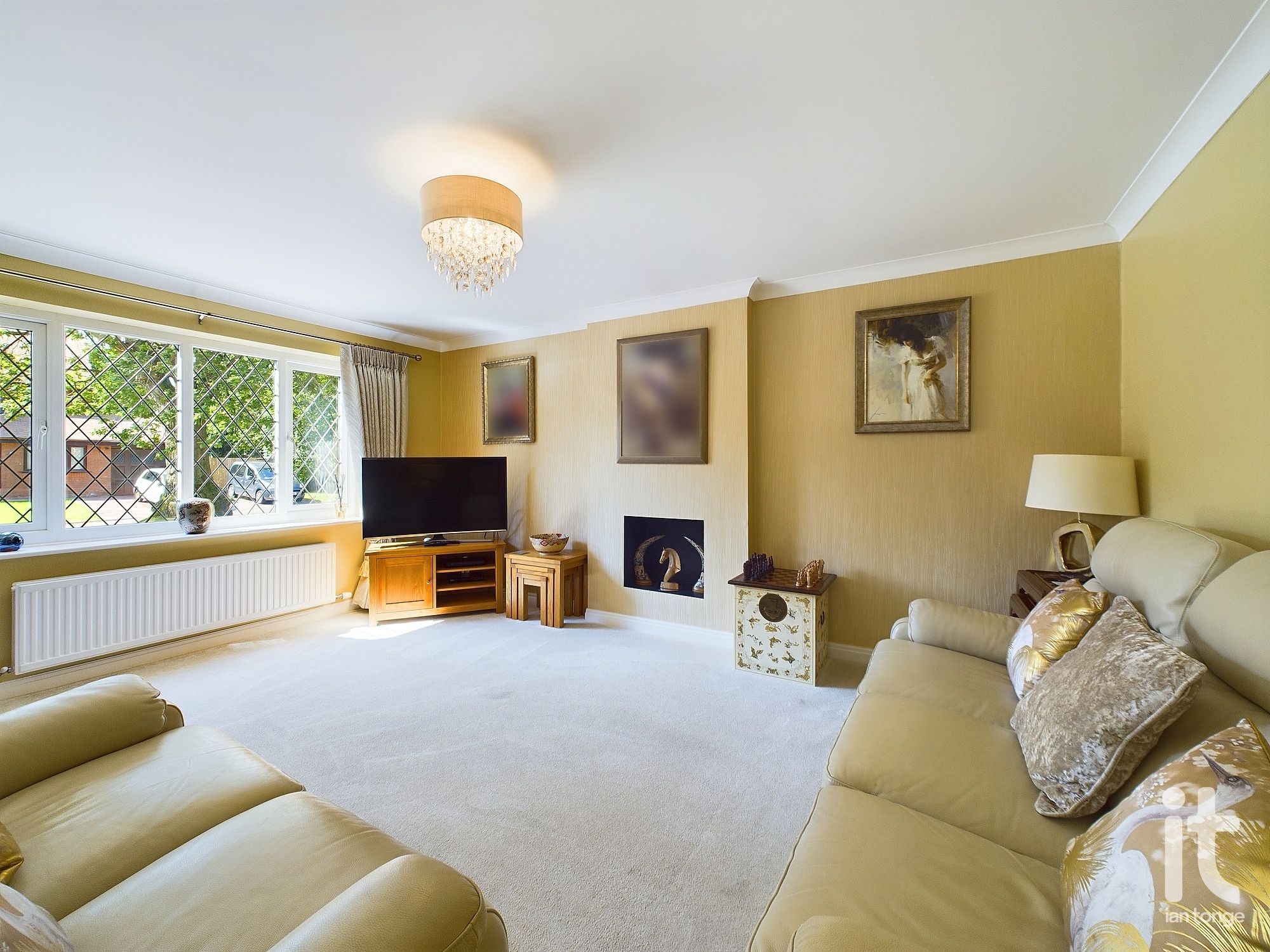 5 bedroom detached house Sold in Stockport - Photograph 17.