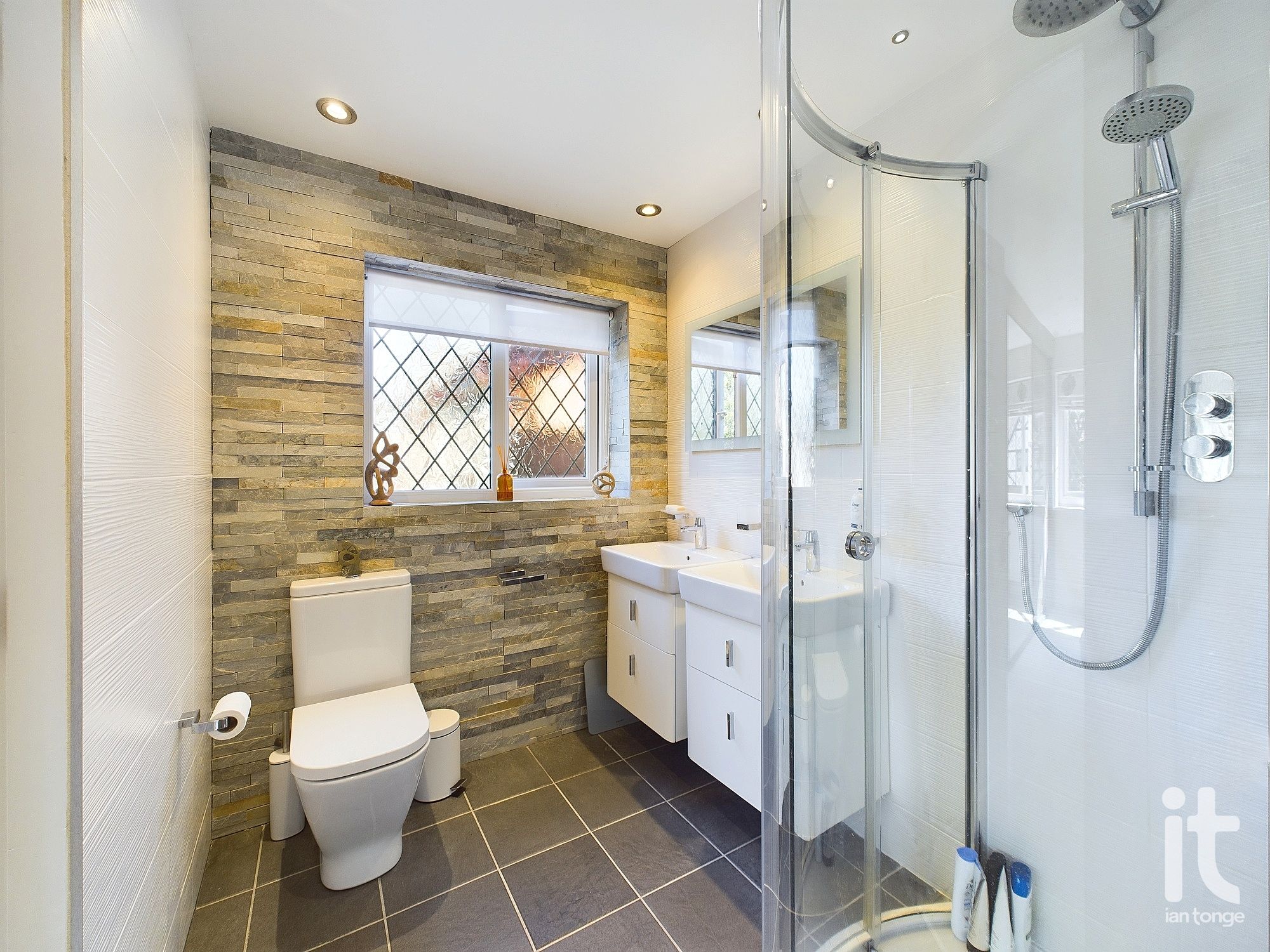 5 bedroom detached house Sold in Stockport - Photograph 53.