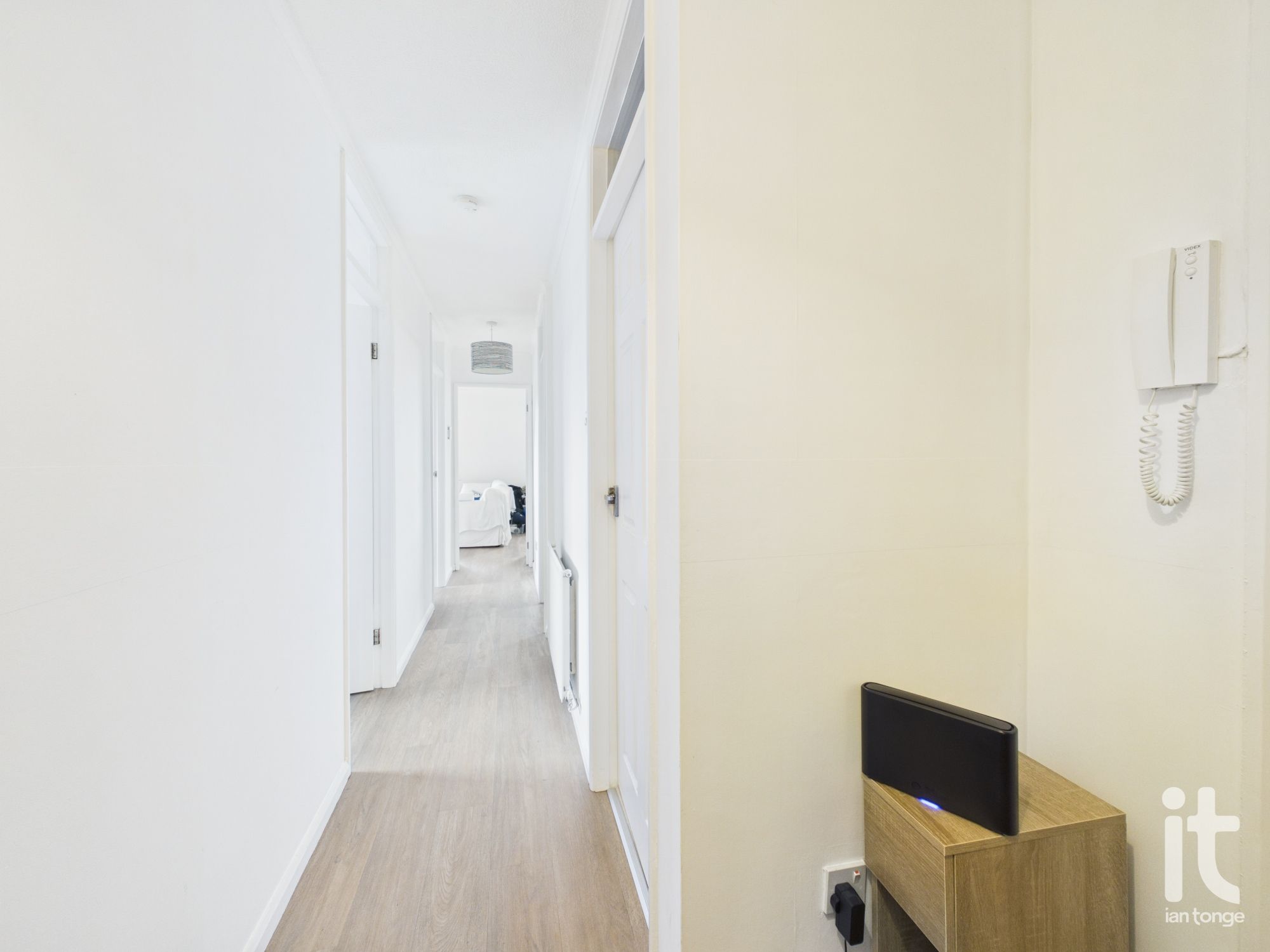 2 bedroom apartment flat/apartment For Sale in Stockport - Photograph 6.
