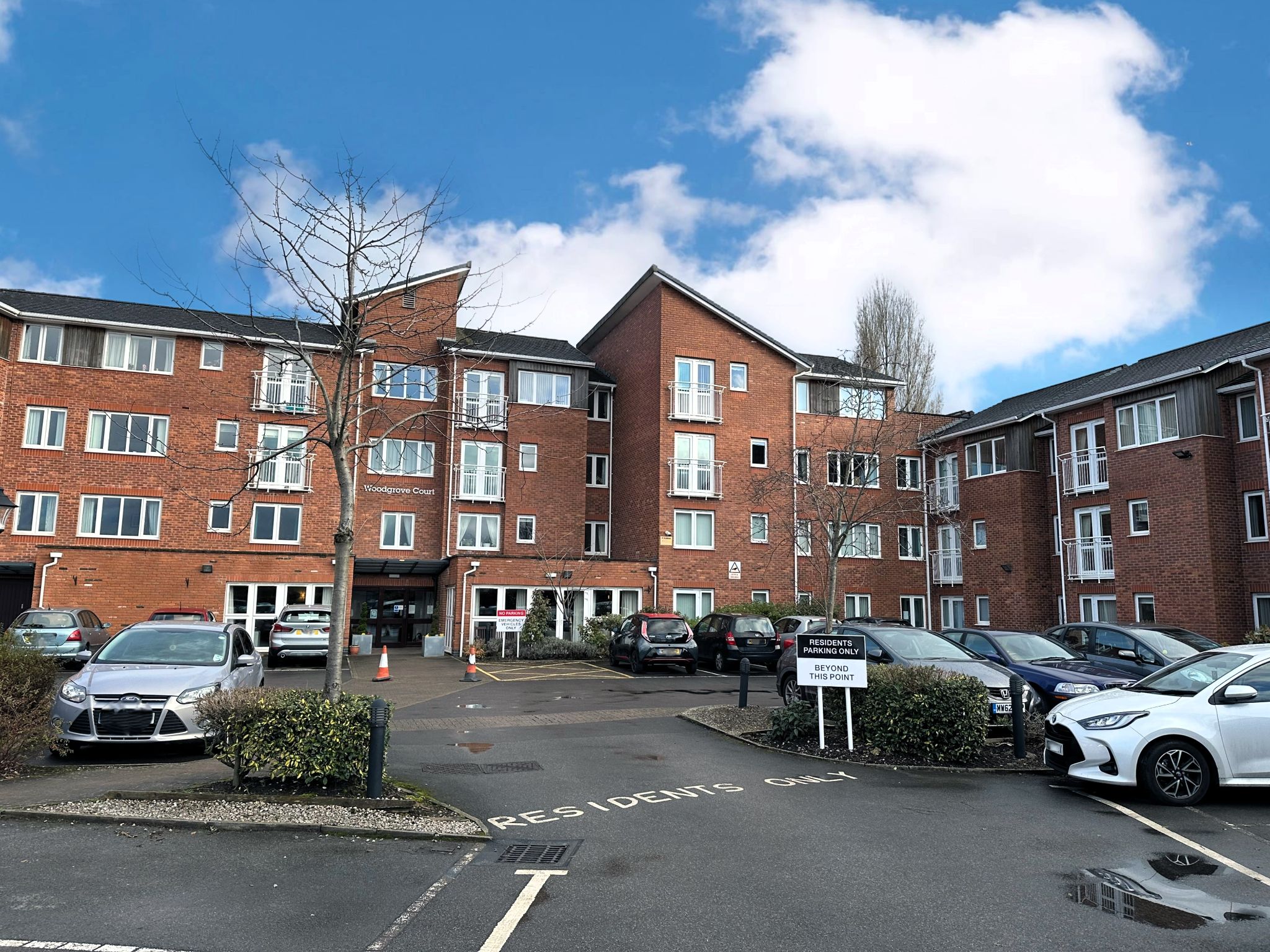 1 bedroom flat flat/apartment For Sale in Stockport - Photograph 1.
