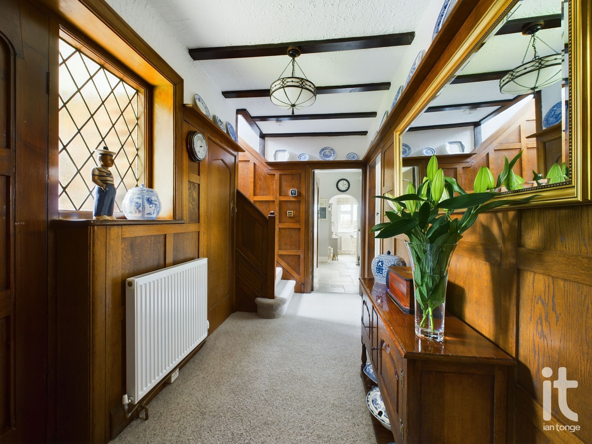 4 bedroom detached house Under Offer in Stockport - Photograph 4.