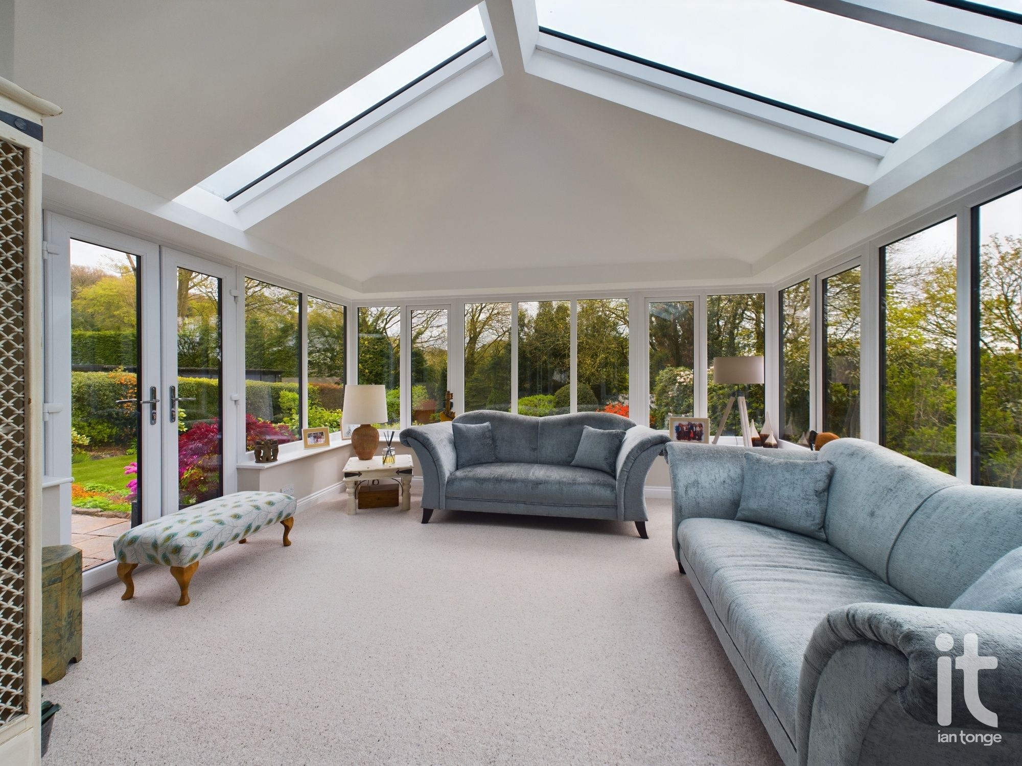 4 bedroom detached house Under Offer in Stockport - Photograph 5.