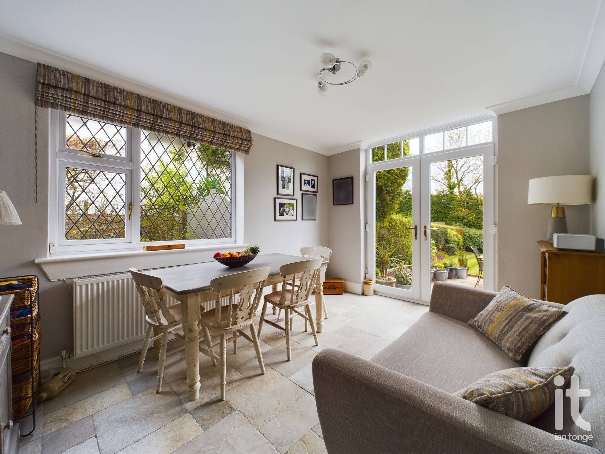 4 bedroom detached house Under Offer in Stockport - Photograph 7.