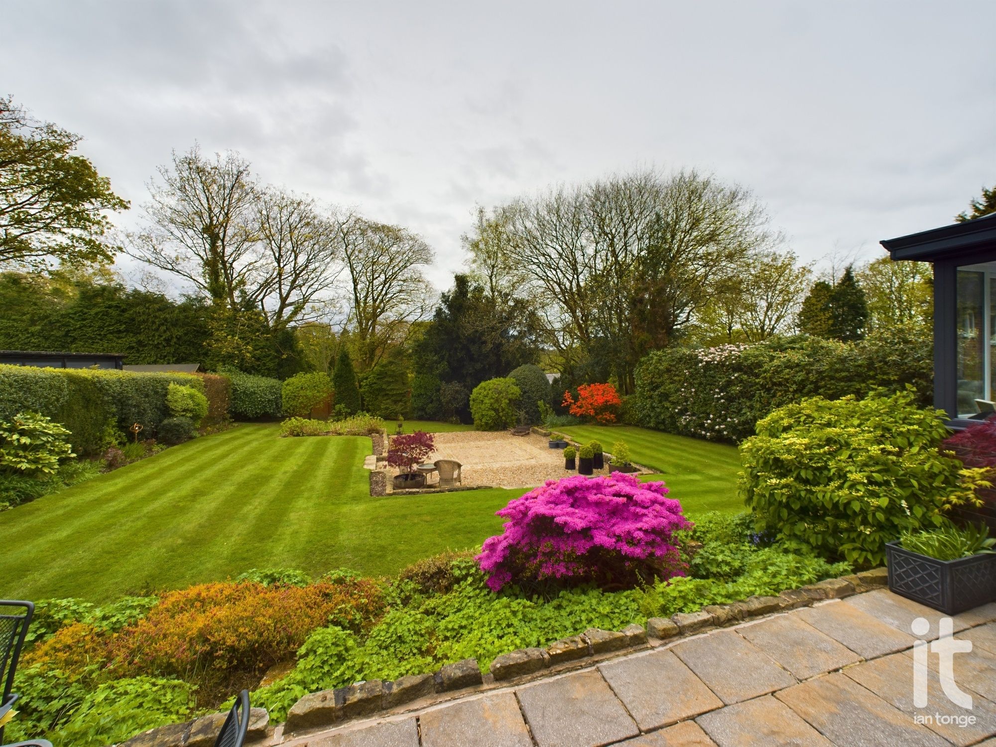 4 bedroom detached house Under Offer in Stockport - Photograph 8.