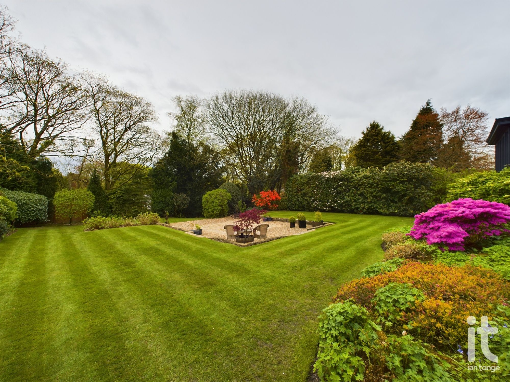 4 bedroom detached house Under Offer in Stockport - Photograph 21.