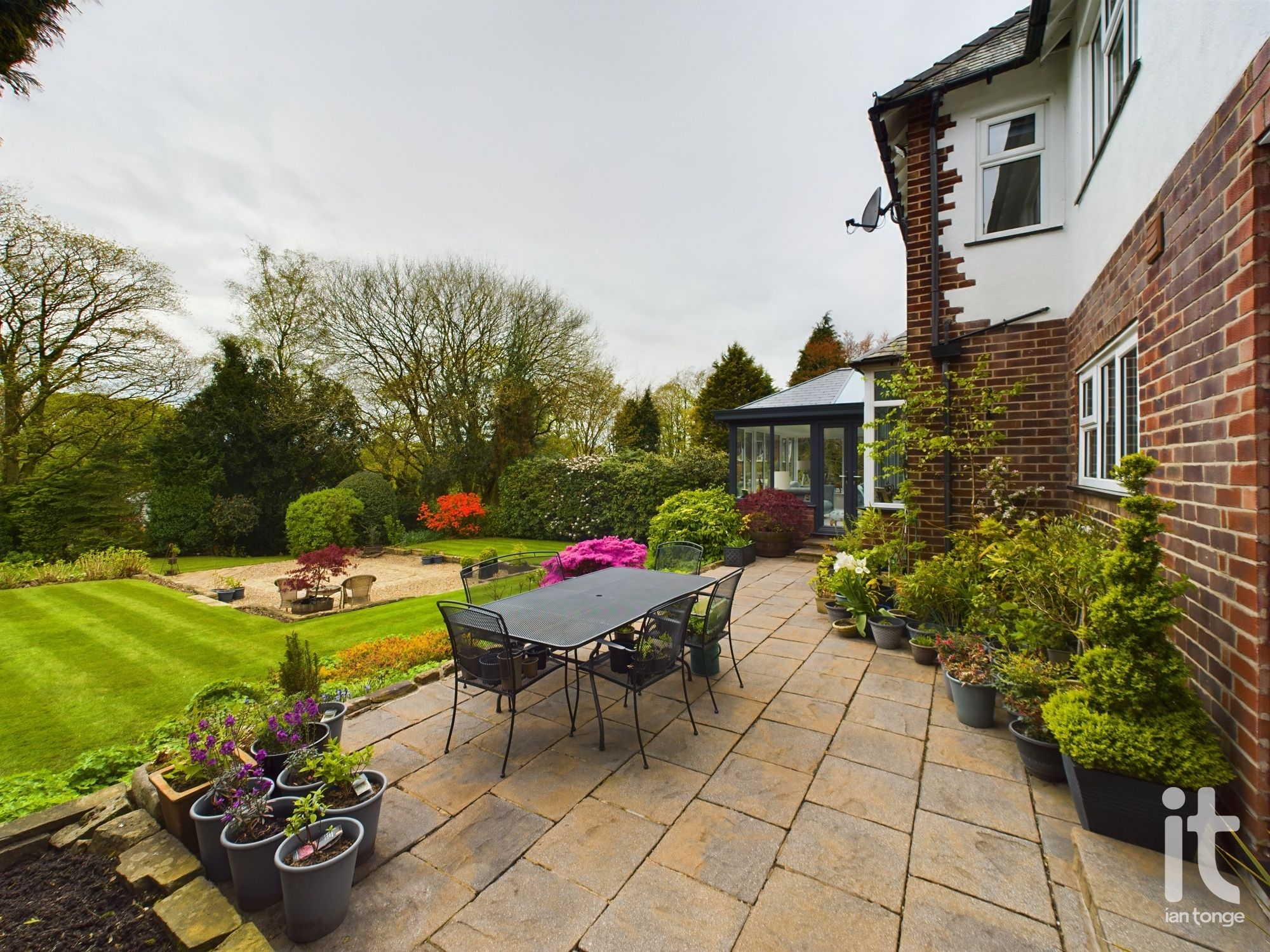 4 bedroom detached house Under Offer in Stockport - Photograph 40.