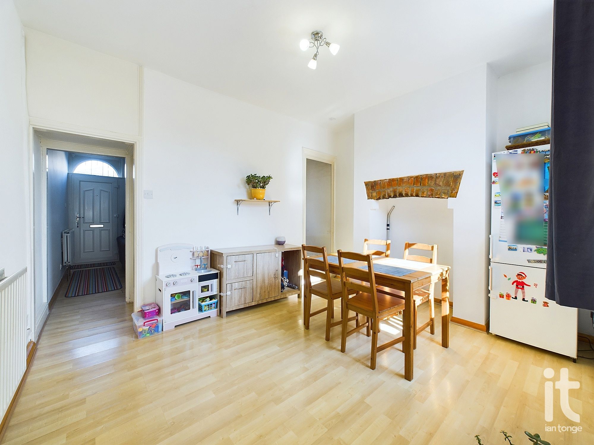 2 bedroom mid terraced house SSTC in Stockport - Photograph 9.