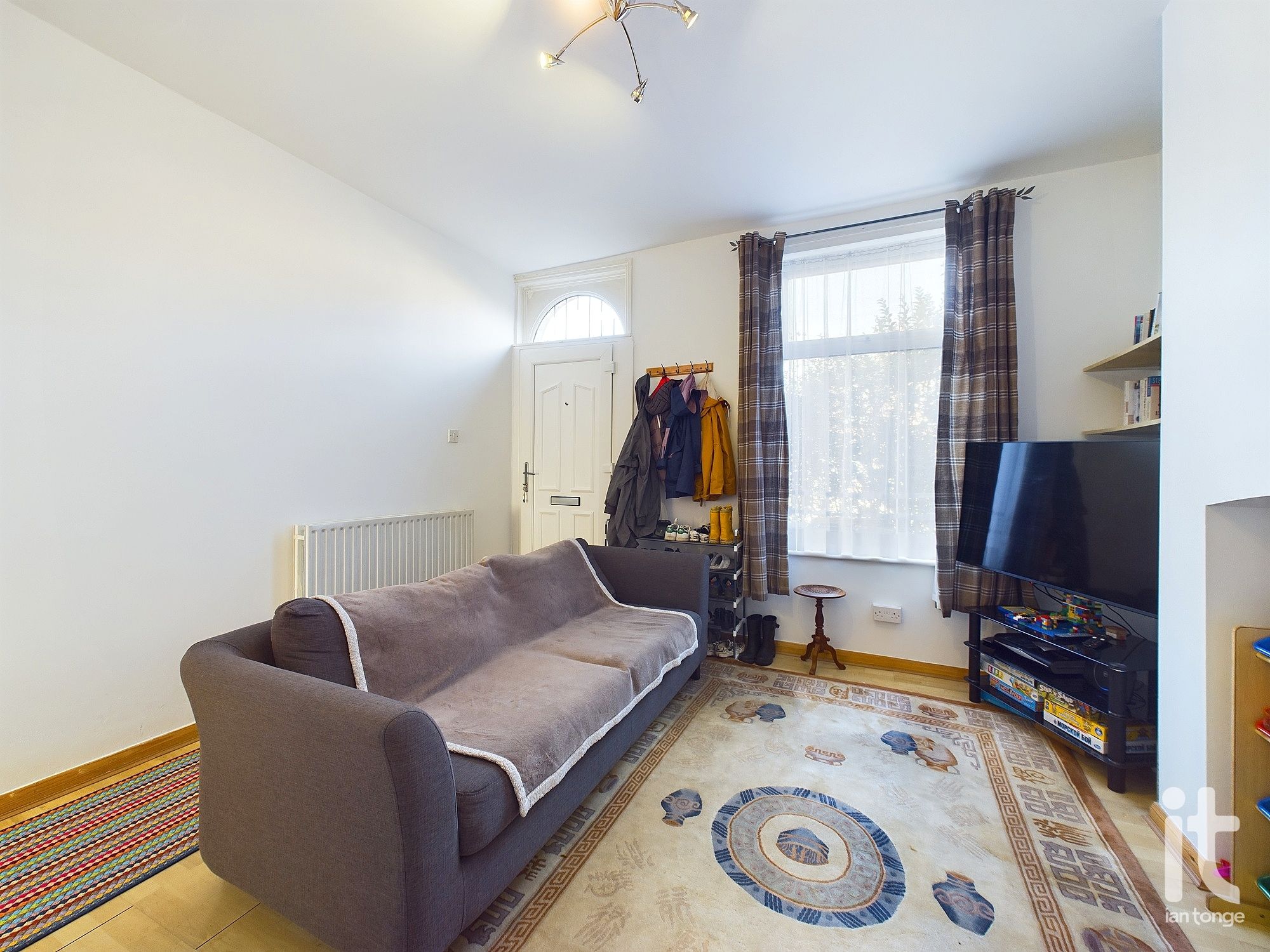 2 bedroom mid terraced house SSTC in Stockport - Photograph 5.