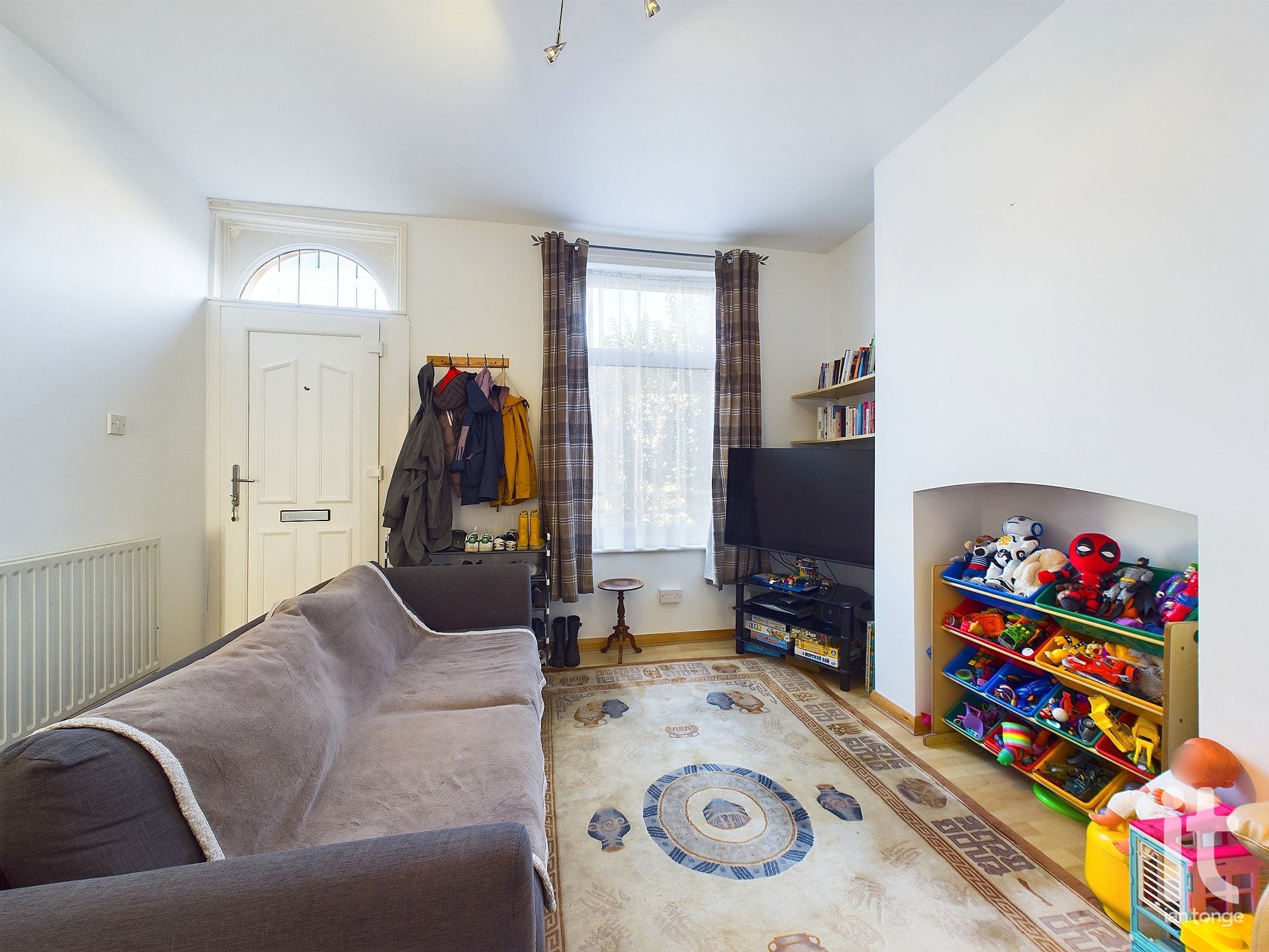 2 bedroom mid terraced house SSTC in Stockport - Photograph 4.