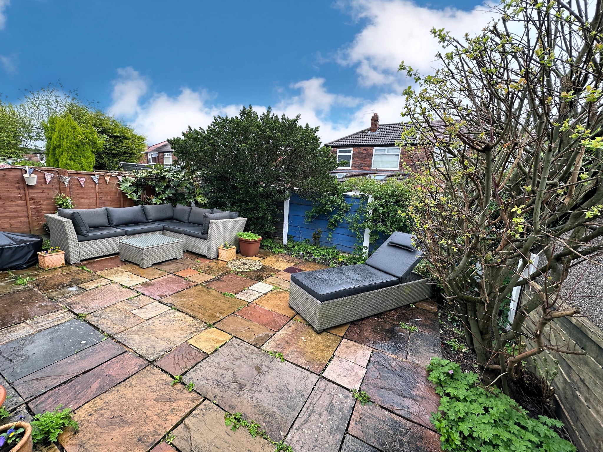 3 bedroom semi-detached house Sold in Stockport - Photograph 21.