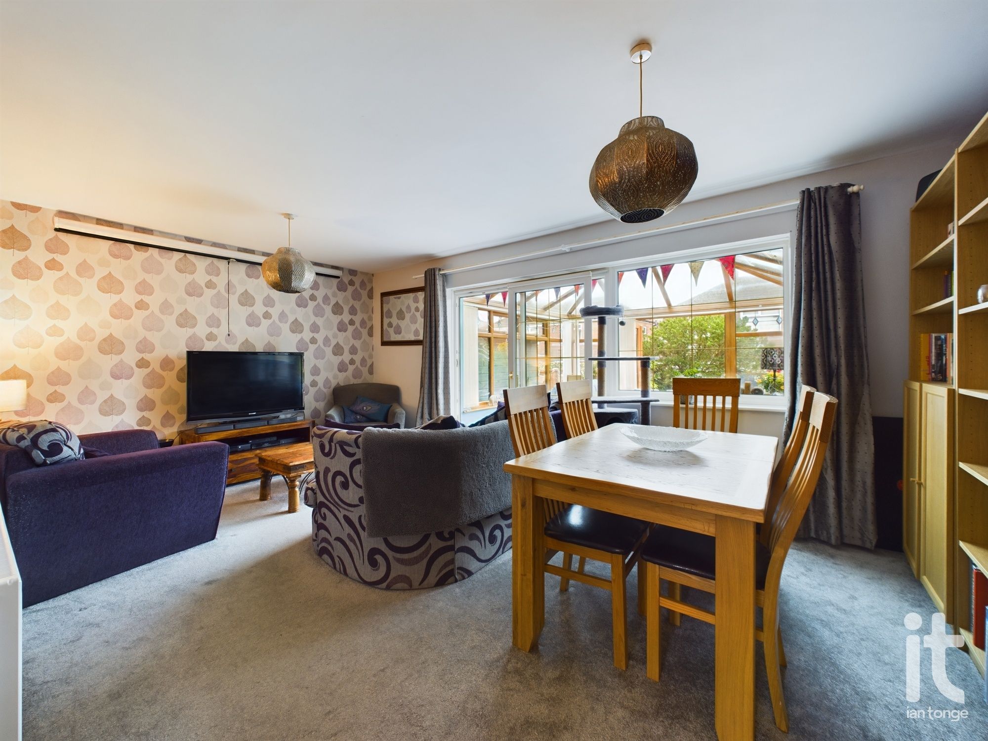 3 bedroom semi-detached house Sold in Stockport - Photograph 3.