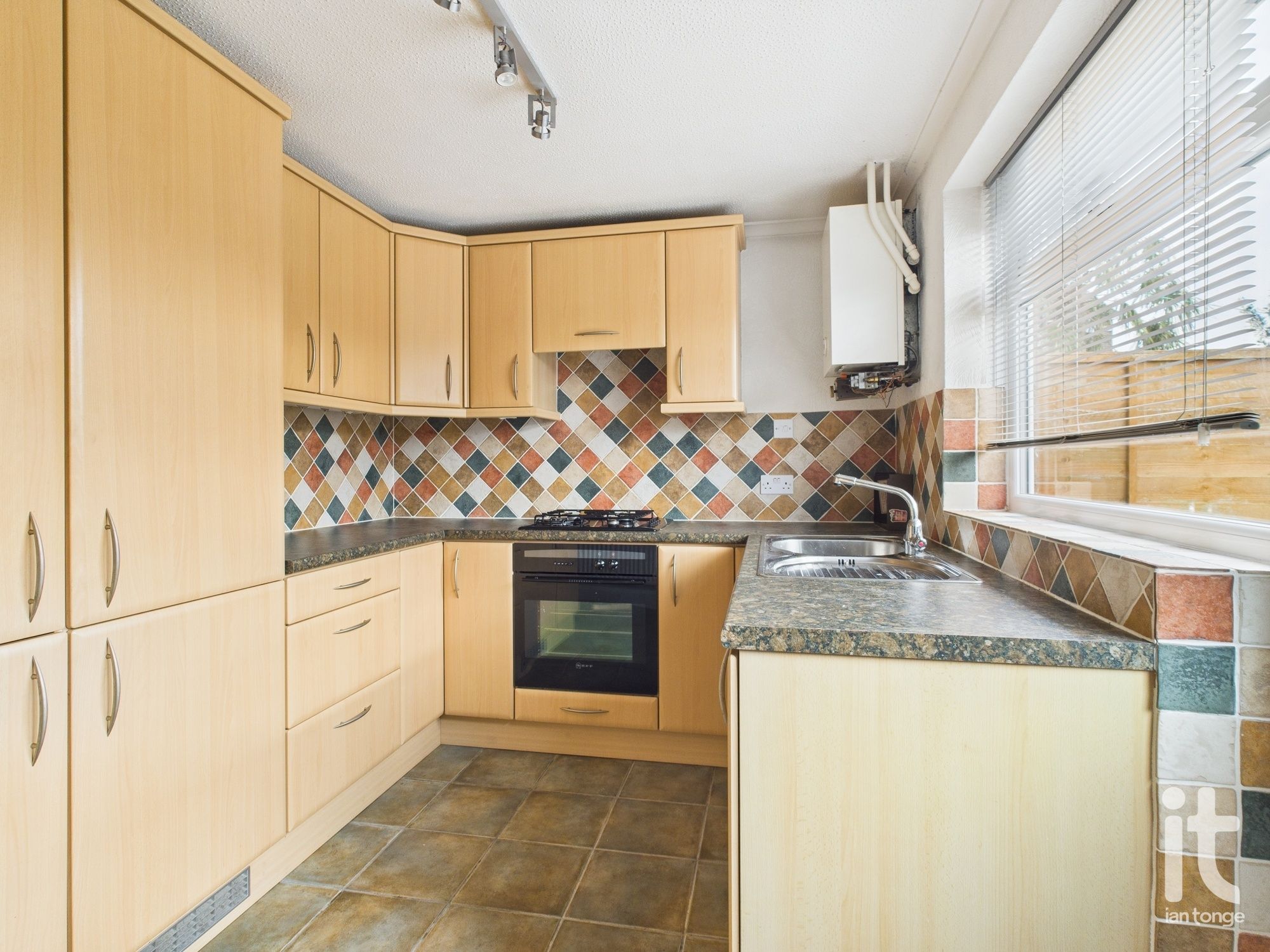 2 bedroom mews house SSTC in Stockport - Photograph 2.