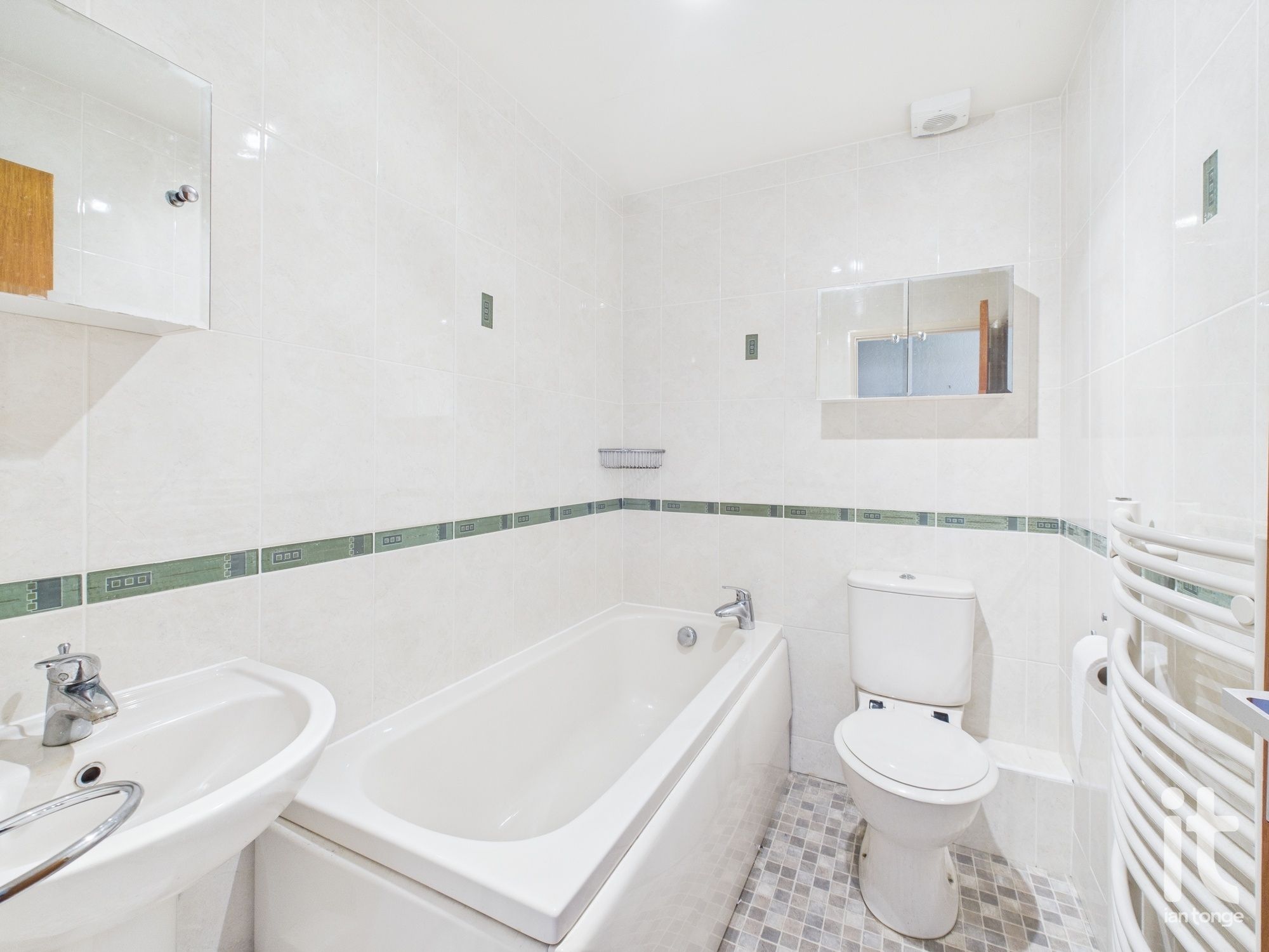 2 bedroom mews house SSTC in Stockport - Photograph 8.