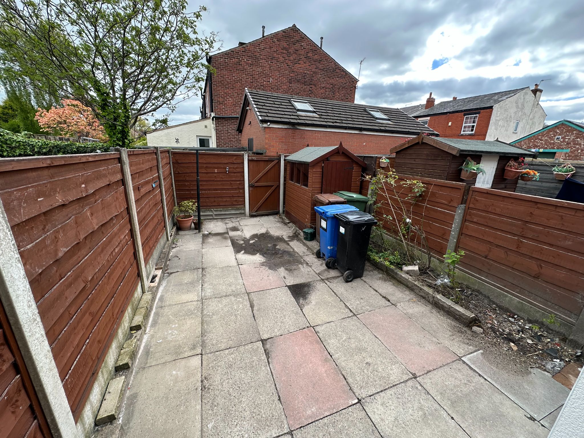 2 bedroom mid terraced house To Let in Stockport - Photograph 16.
