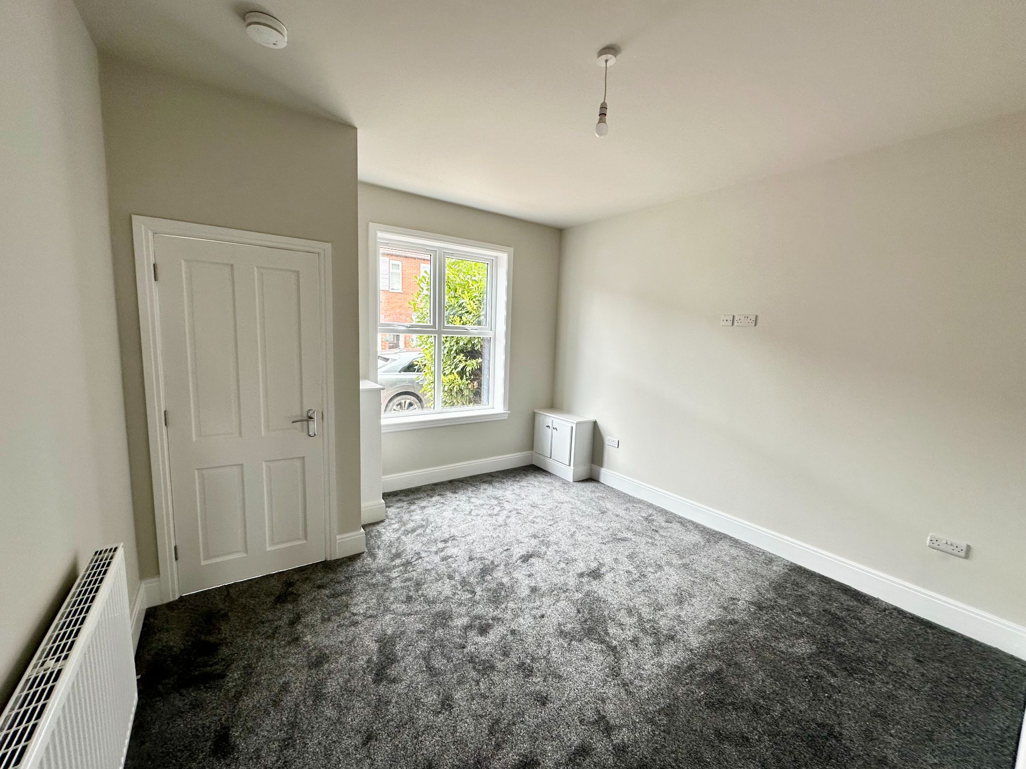 2 bedroom mid terraced house To Let in Stockport - Photograph 5.