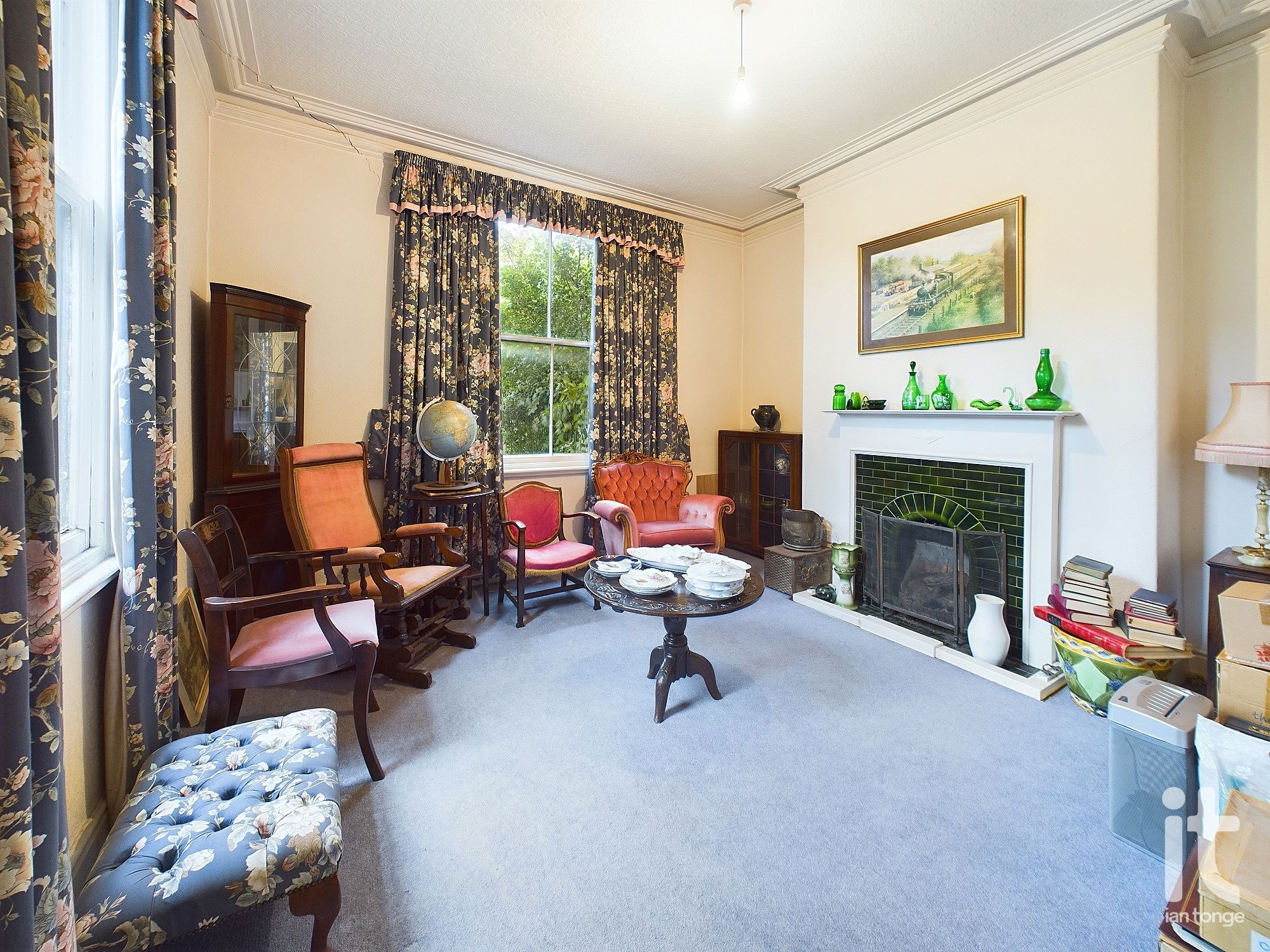 4 bedroom semi-detached house Under Offer in Stockport - Photograph 10.