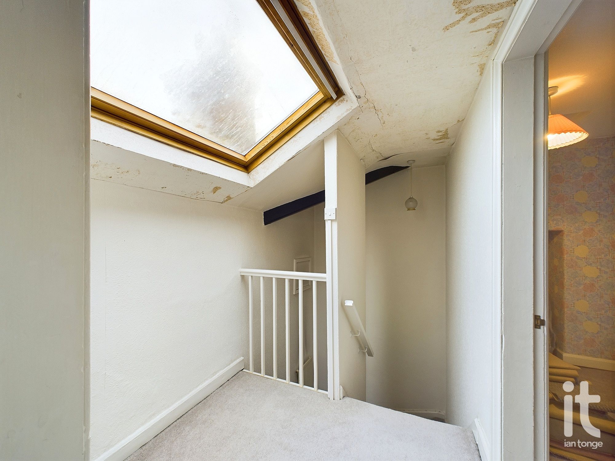 4 bedroom semi-detached house Under Offer in Stockport - Photograph 40.