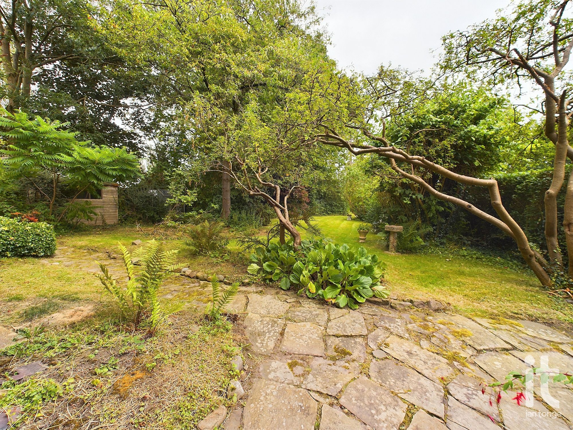 4 bedroom semi-detached house Under Offer in Stockport - Photograph 47.
