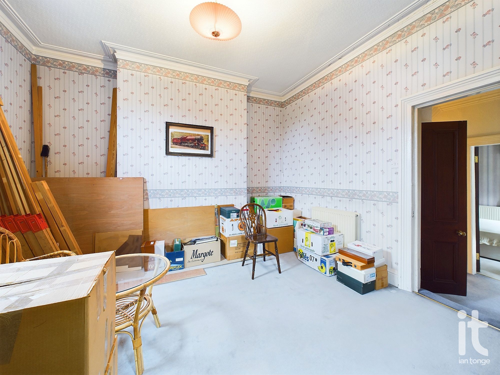 4 bedroom semi-detached house Under Offer in Stockport - Photograph 39.