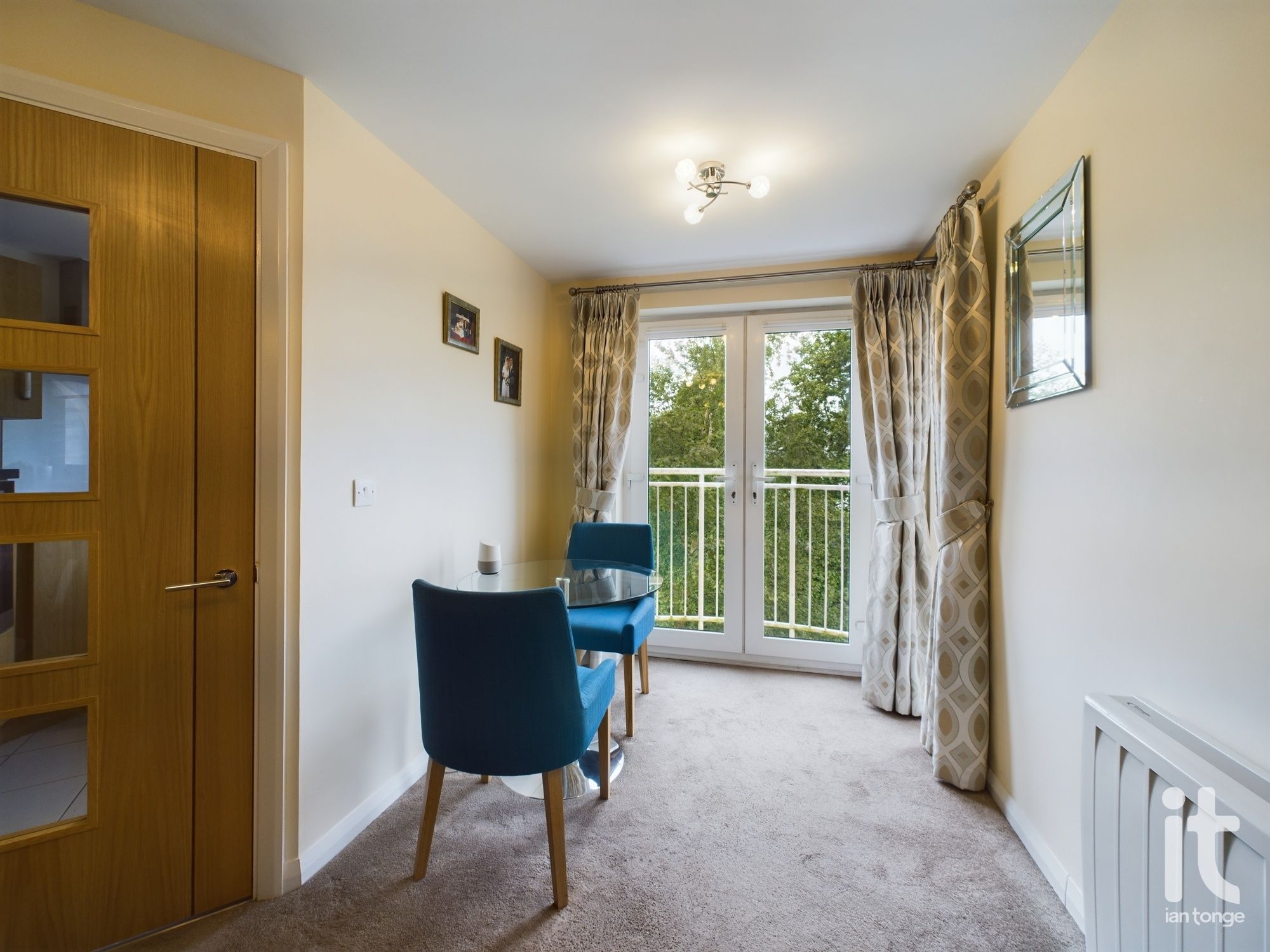 1 bedroom apartment flat/apartment Under Offer in Stockport - Photograph 13.