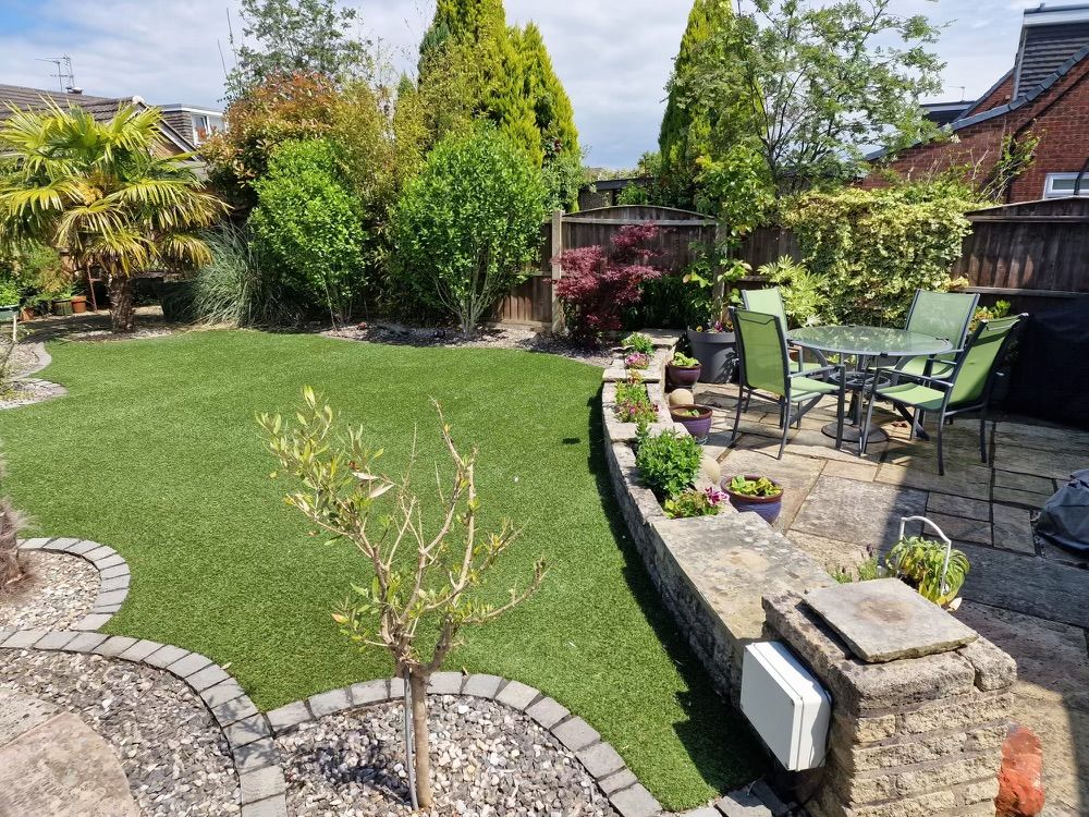 3 bedroom semi-detached house Under Offer in Stockport - Photograph 3.