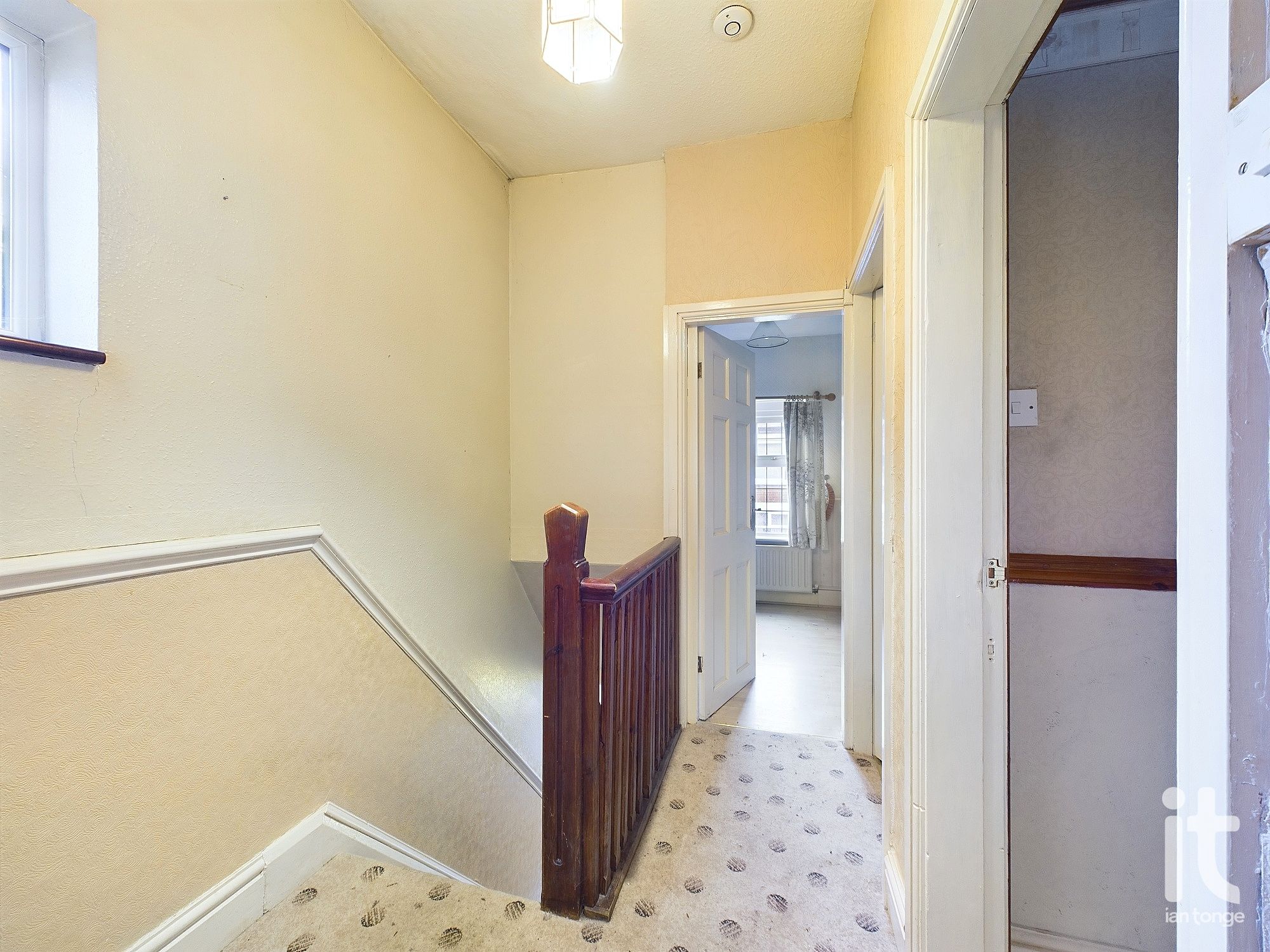 3 bedroom semi-detached house SSTC in Stockport - Photograph 10.