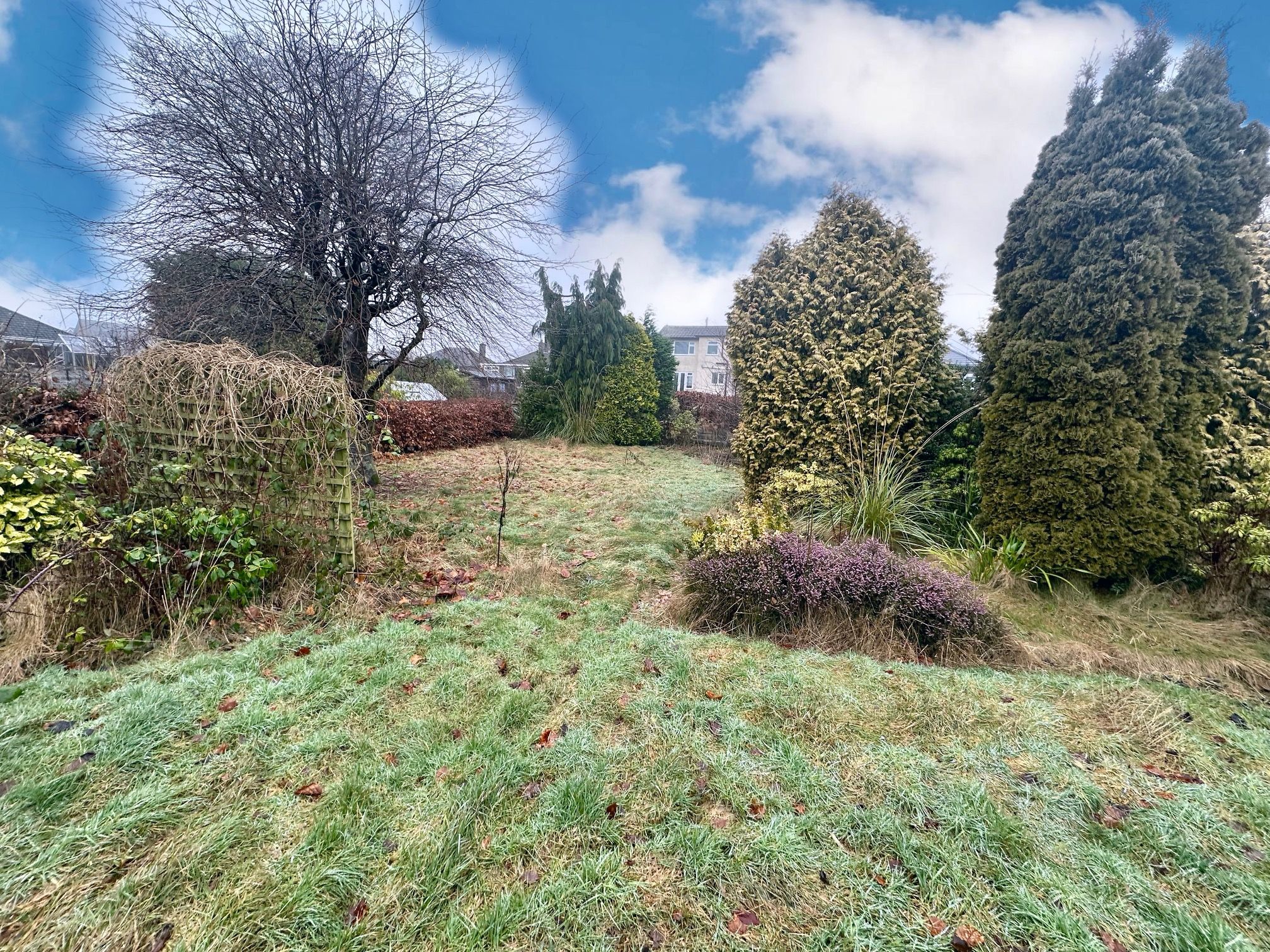 3 bedroom detached bungalow SSTC in Stockport - Photograph 25.