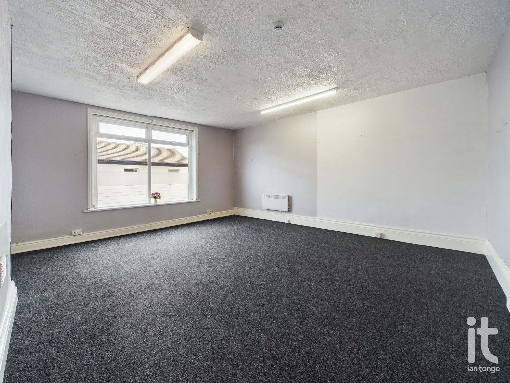 Commercial Property For Sale in Tameside - Photograph 9.