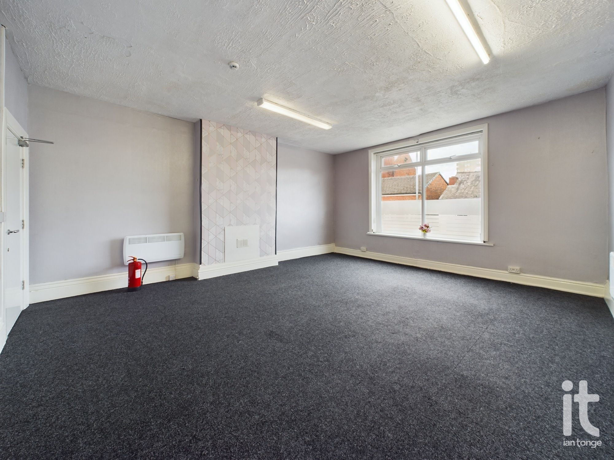 Commercial Property For Sale in Tameside - Photograph 10.