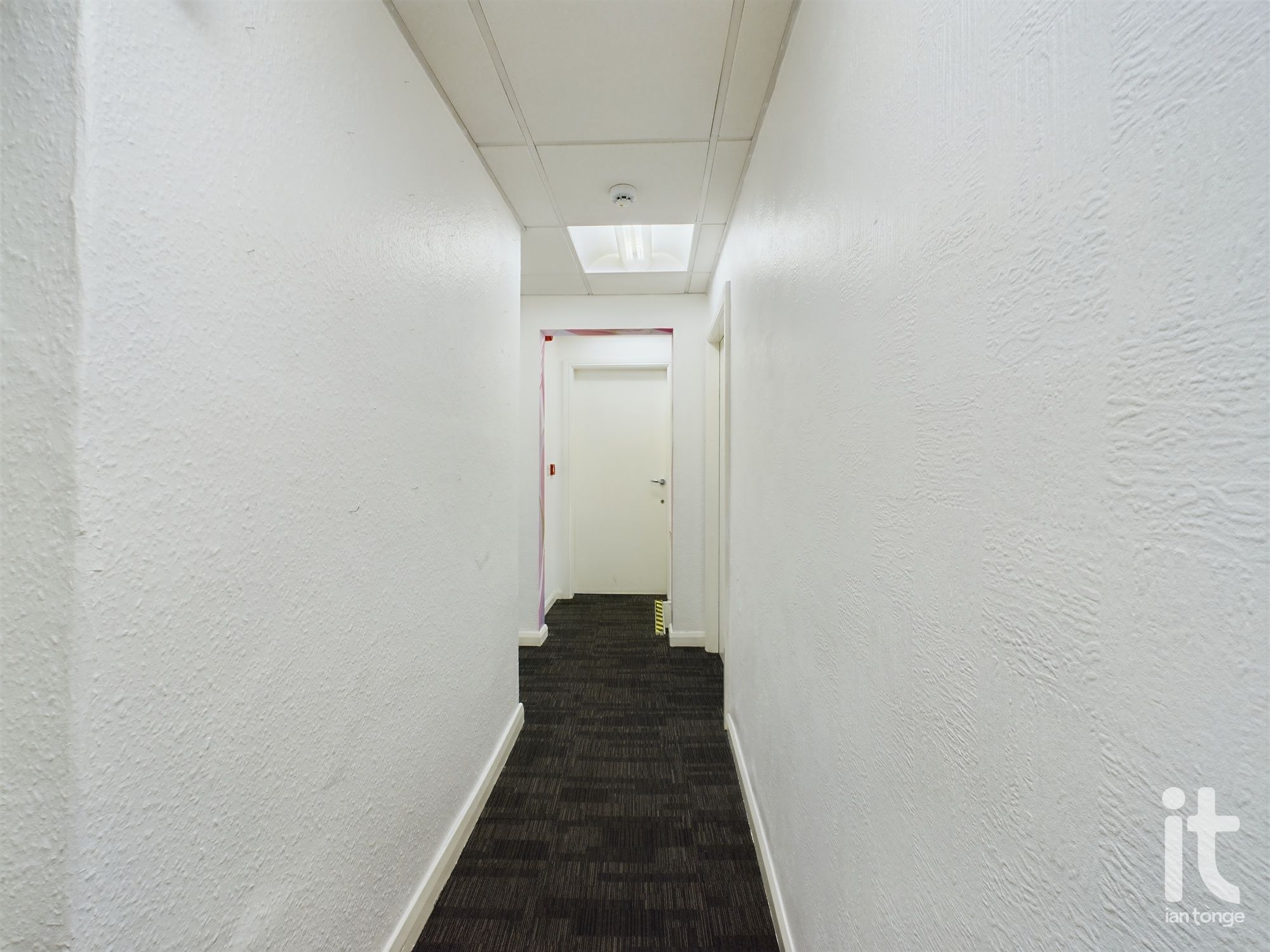 Commercial Property For Sale in Tameside - Photograph 8.