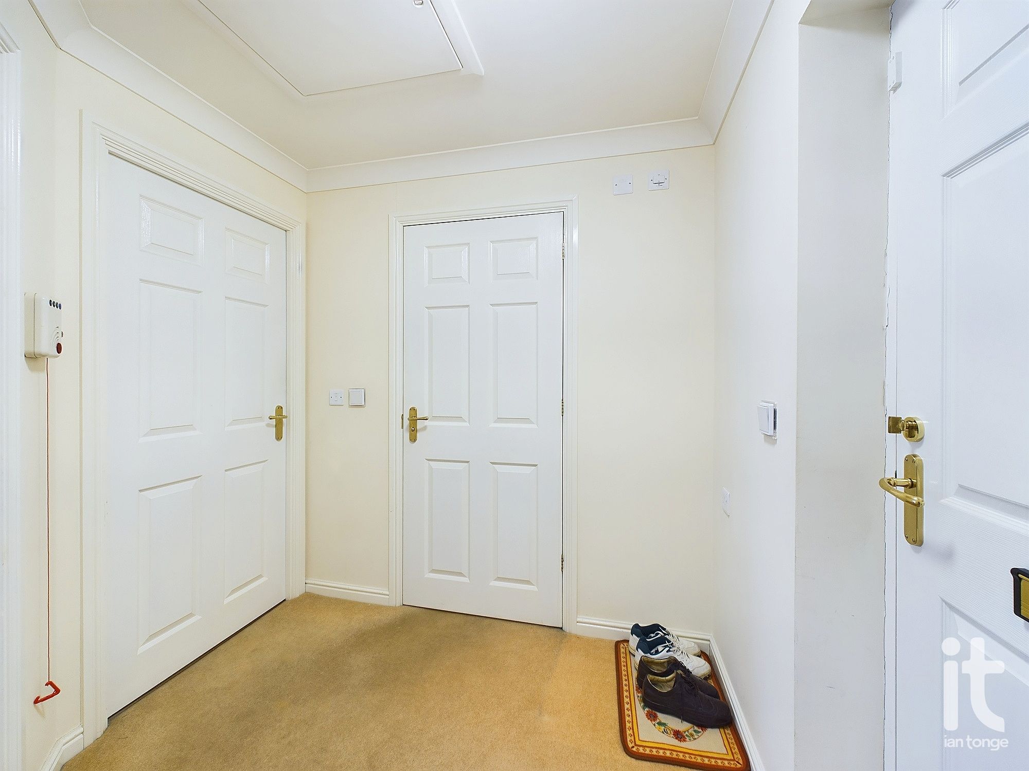 1 bedroom apartment flat/apartment Under Offer in Stockport - Photograph 9.