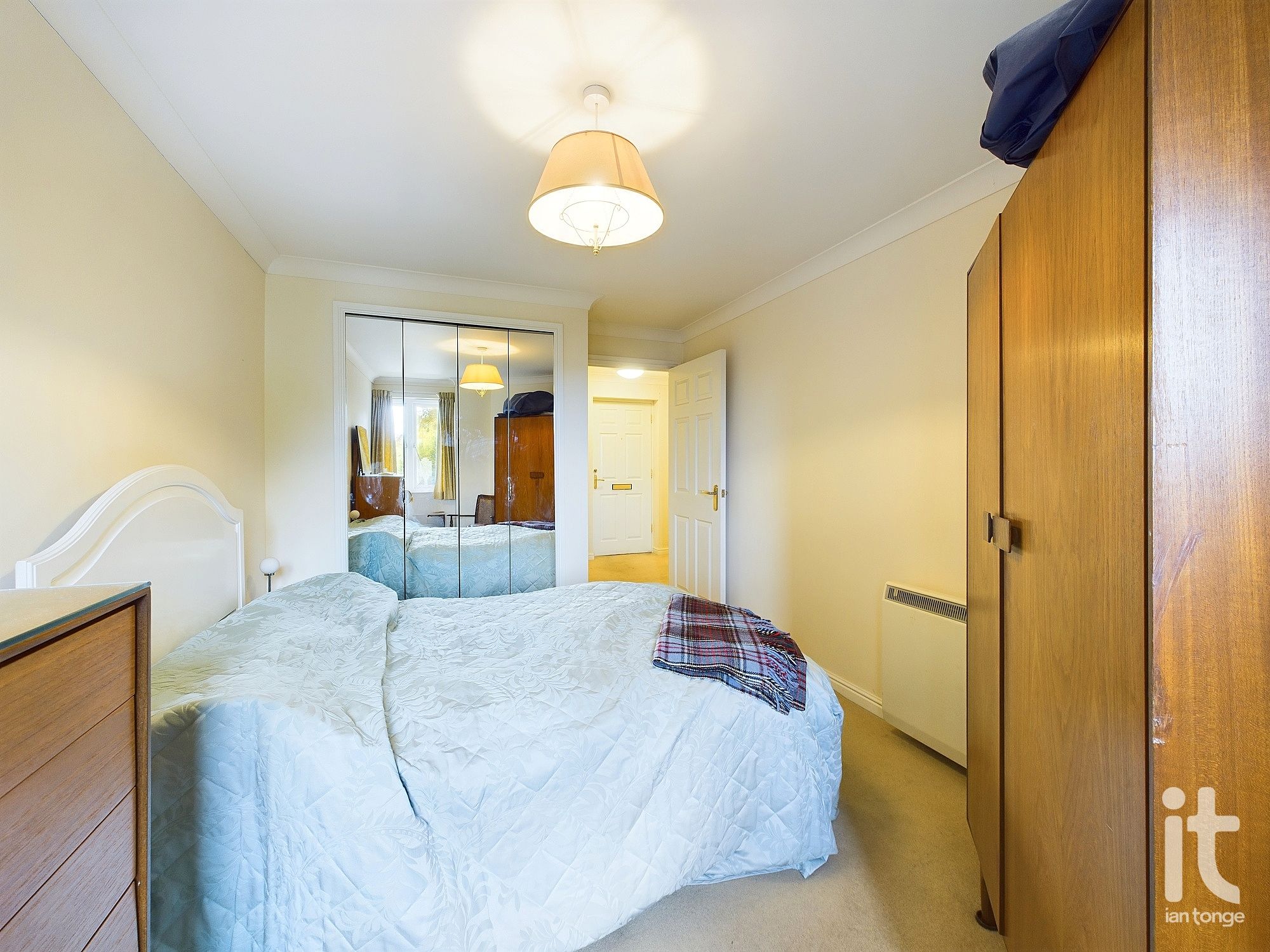 1 bedroom apartment flat/apartment Under Offer in Stockport - Photograph 13.