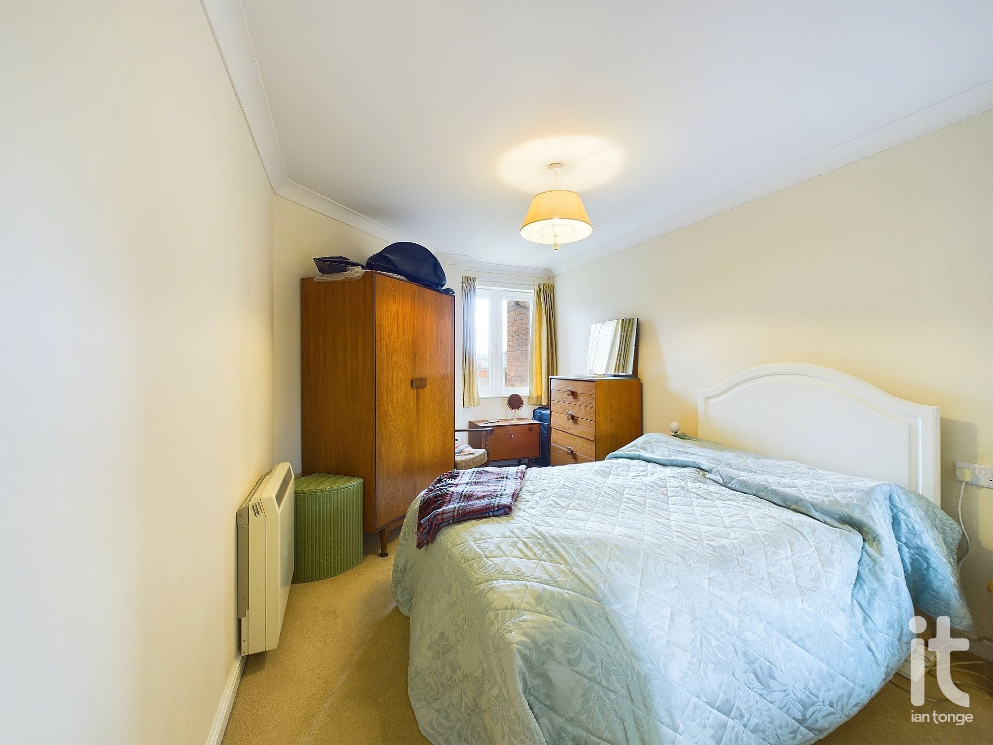 1 bedroom apartment flat/apartment Under Offer in Stockport - Photograph 12.