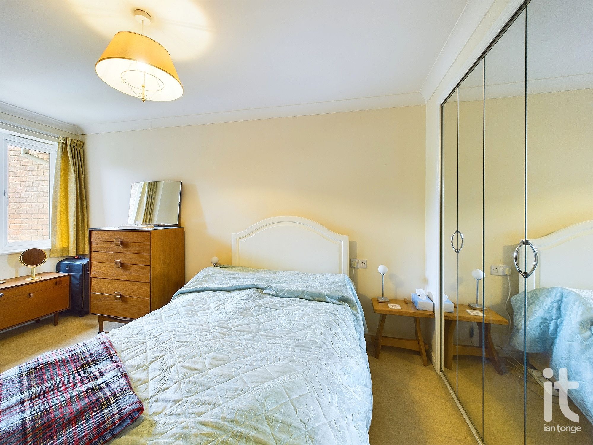 1 bedroom apartment flat/apartment Under Offer in Stockport - Photograph 14.