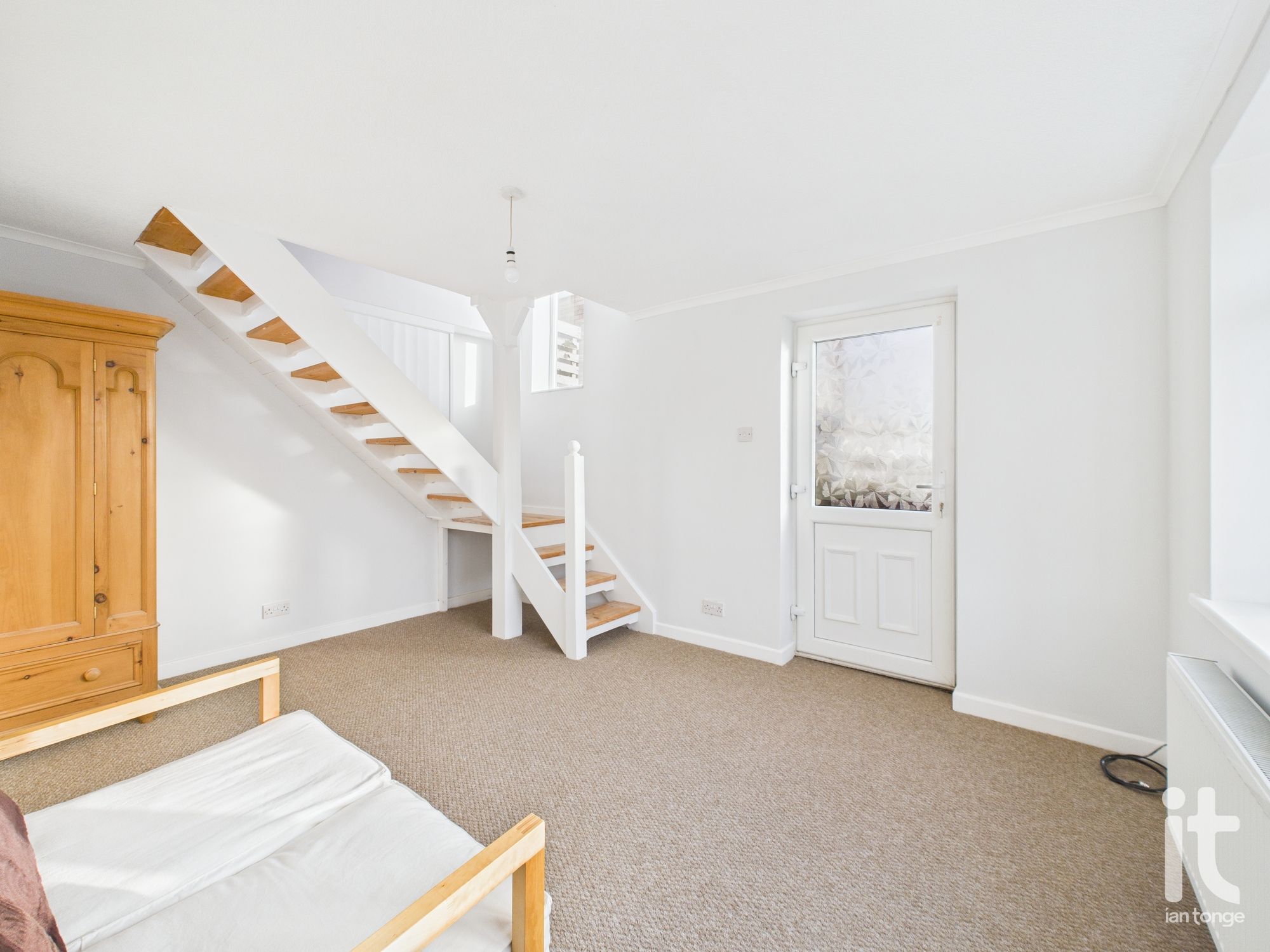 3 bedroom link detached bungalow SSTC in Stockport - Photograph 29.
