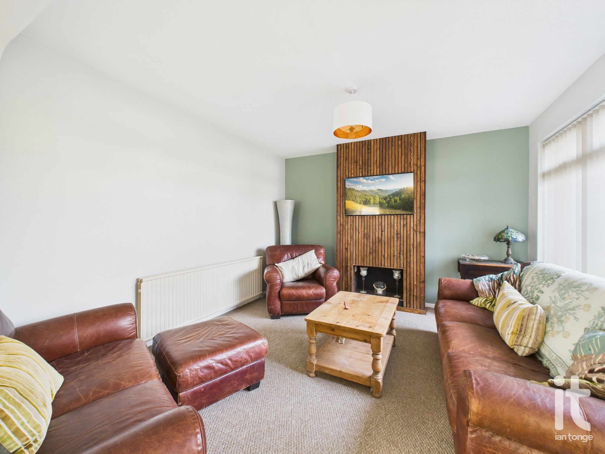 3 bedroom link detached bungalow SSTC in Stockport - Photograph 14.