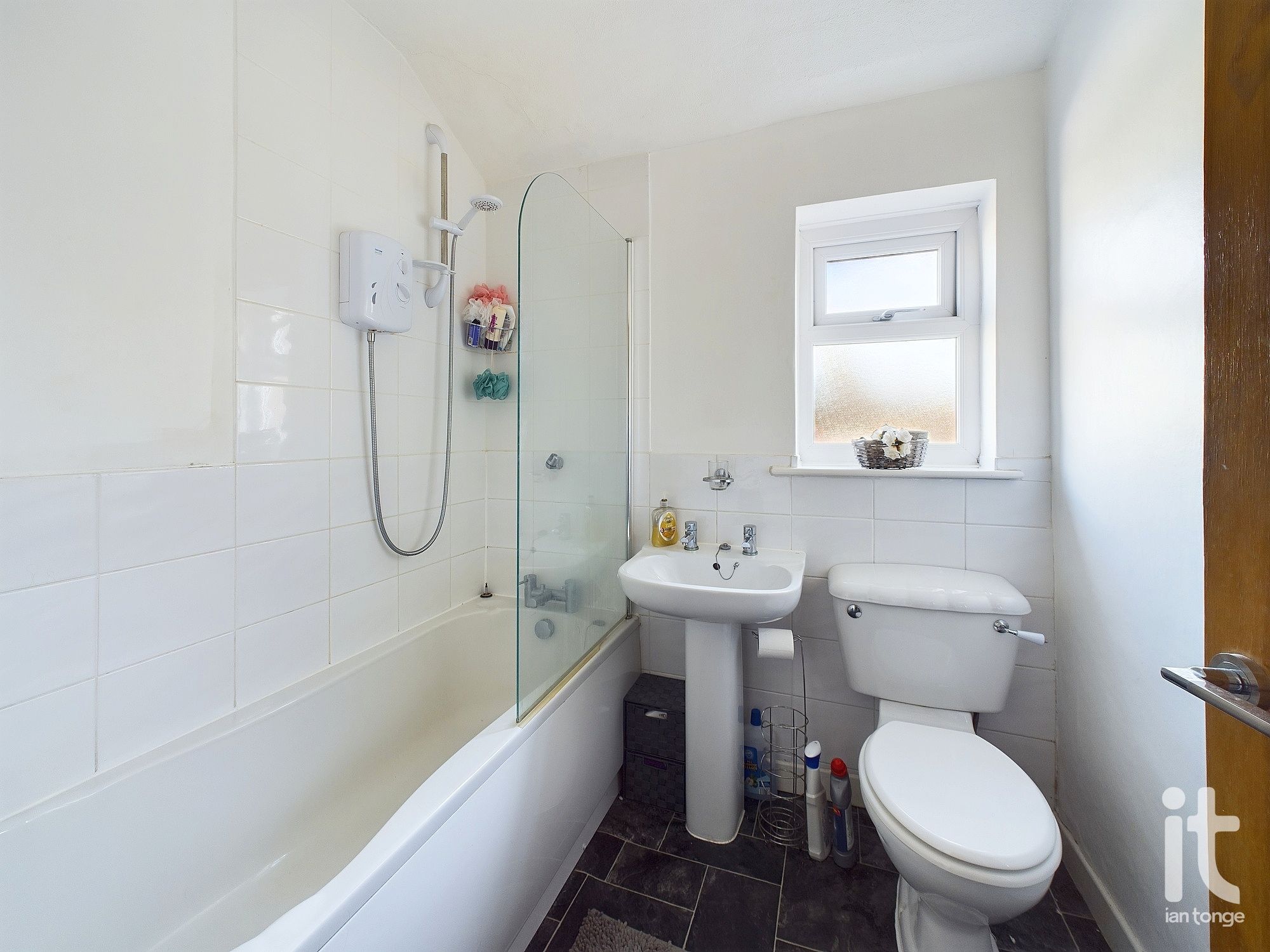 2 bedroom mid terraced house Under Offer in Stockport - Photograph 13.