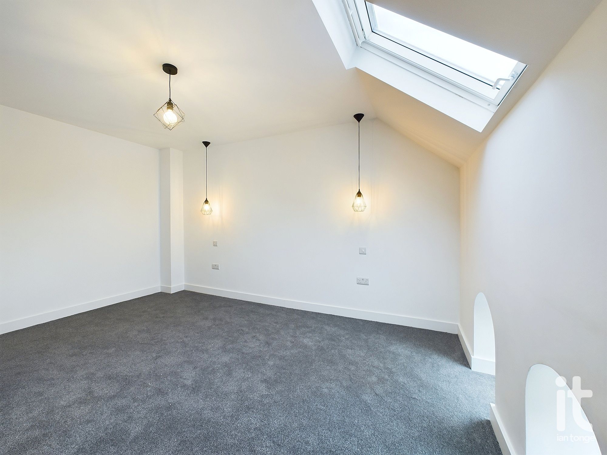 1 bedroom apartment flat/apartment For Sale in Stockport - Photograph 19.