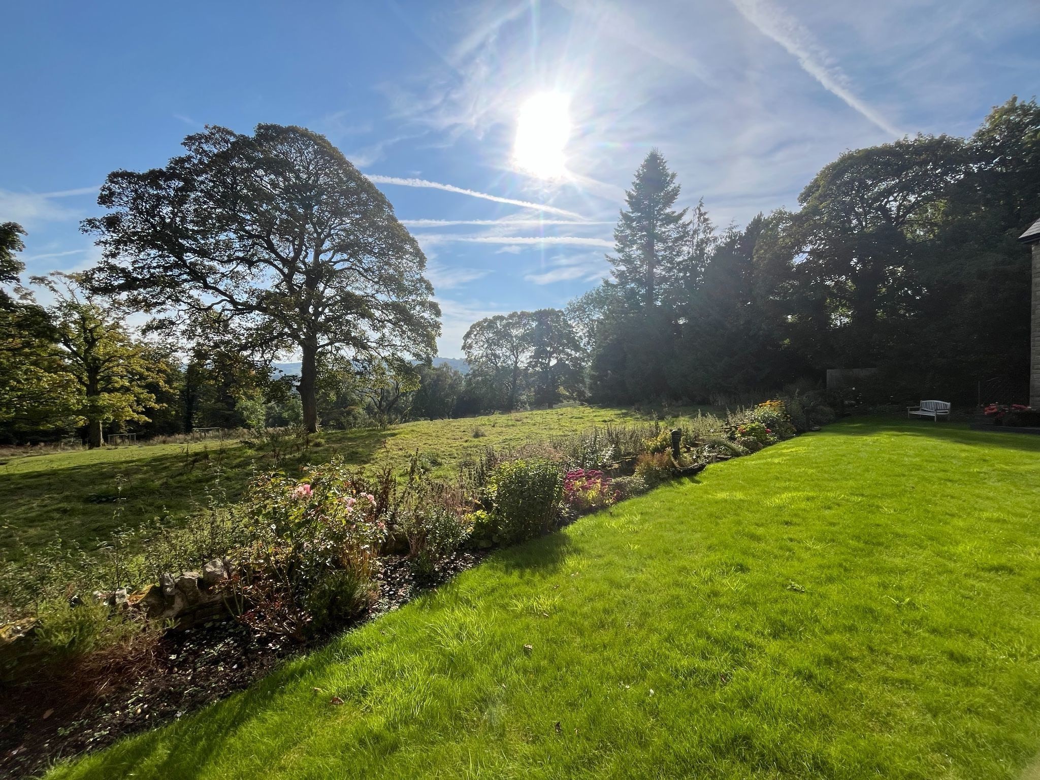 2 bedroom penthouse flat/apartment Under Offer in High Peak - Photograph 62.