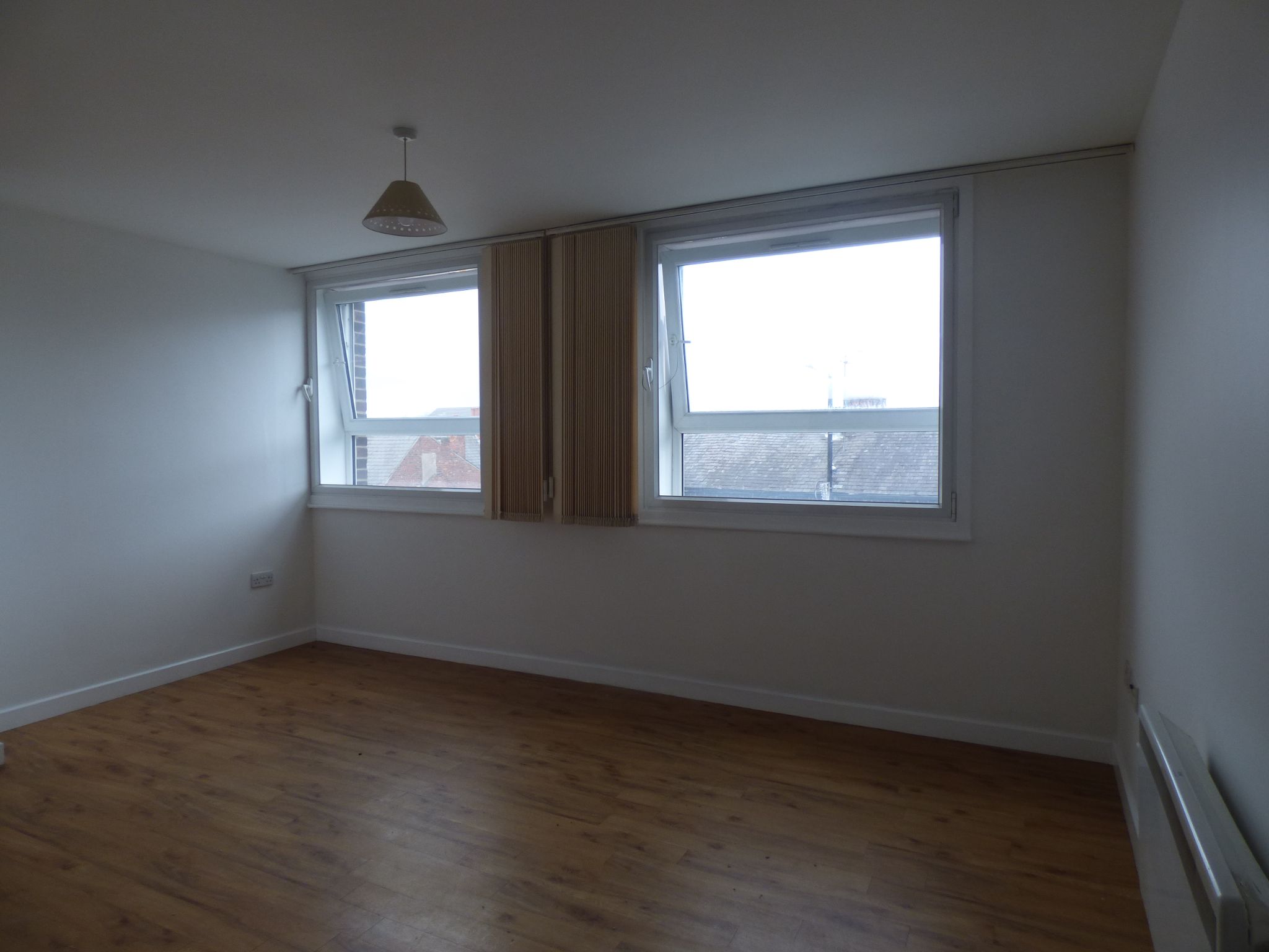 1 bedroom apartment flat/apartment Let in Stockport - Photograph 11.